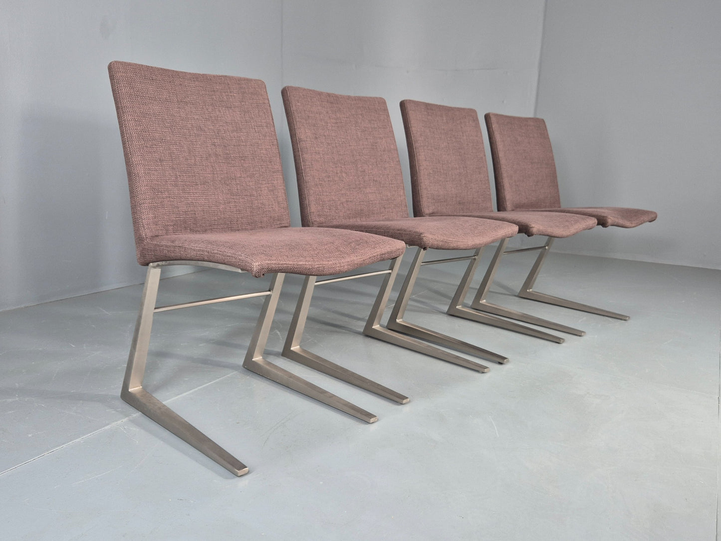 4 Vintage BoConcept Dining Chairs Mariposa Cast Alloy Frame EB12908 MDIN