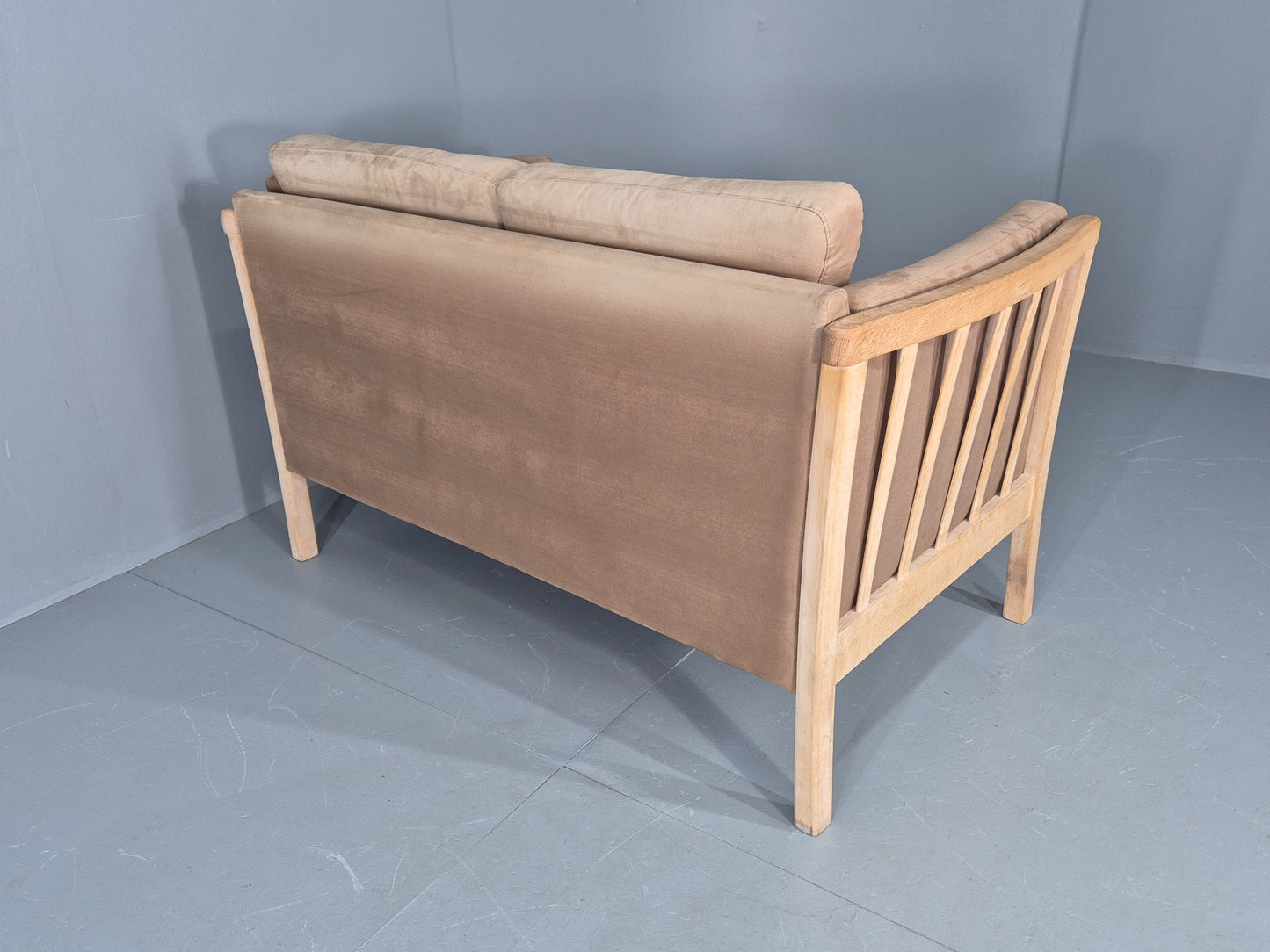 Vintage 2 seater Sofa 1980s Danish Beech Ends Retro Mid Century Modern Eb12561