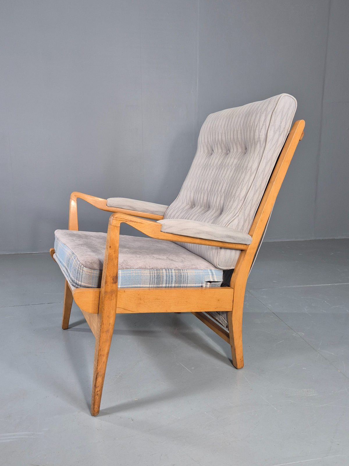 Vintage Cintique Lounge Chair Beech Frame Mid Century Retro Blue Fabric EB11947
