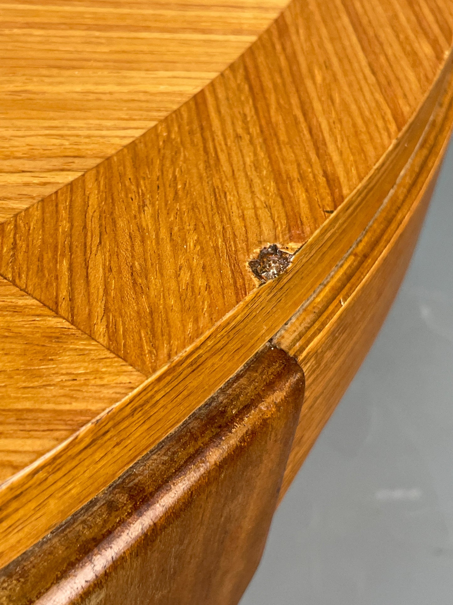 Vintage Circular Coffee Table By Stonehill 1960s Retro Teak Quartered EB12200