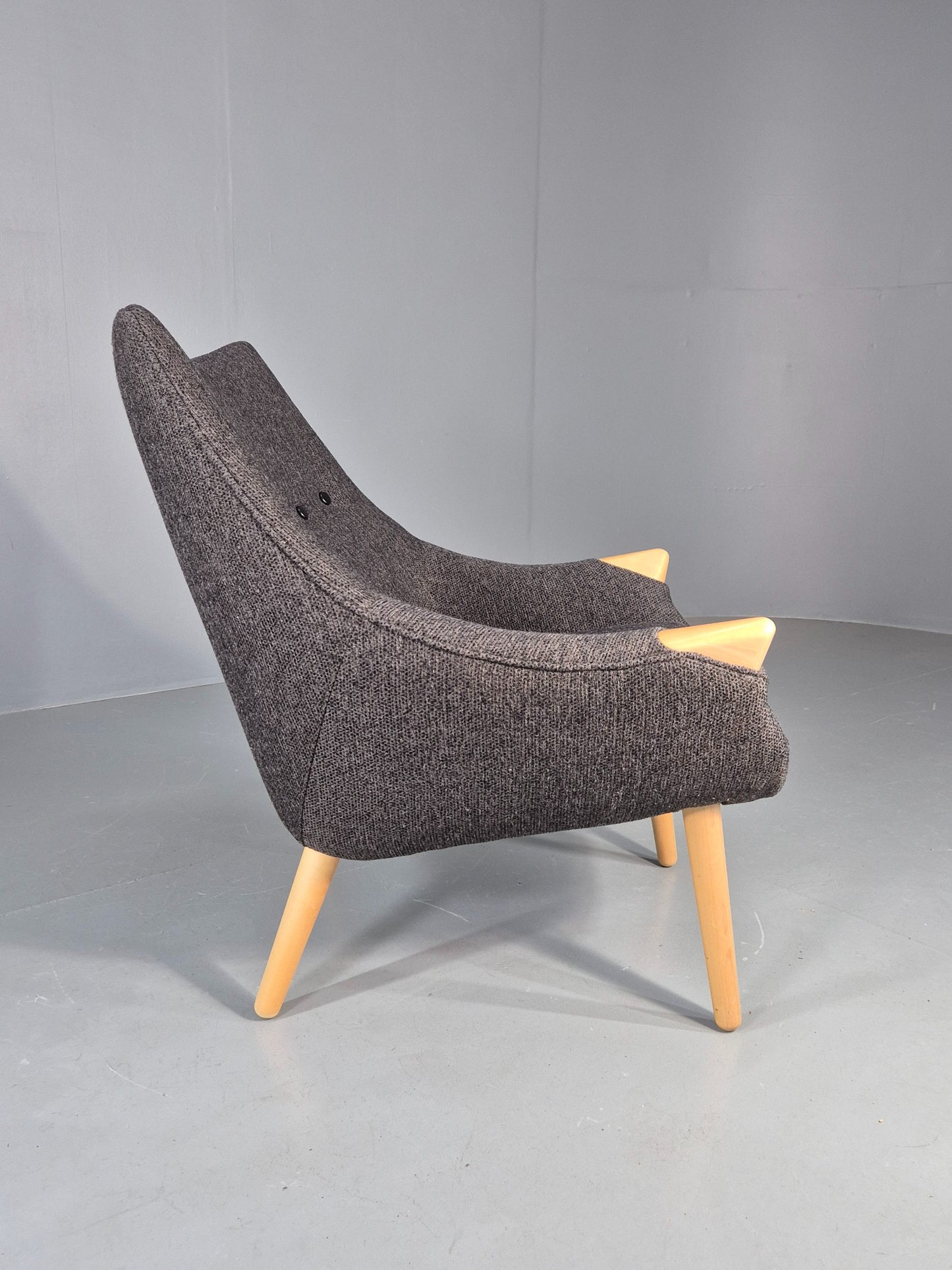Vintage Mama Bear Matzform Lounge Chair Grey Beech Danish Modern Design EB12314