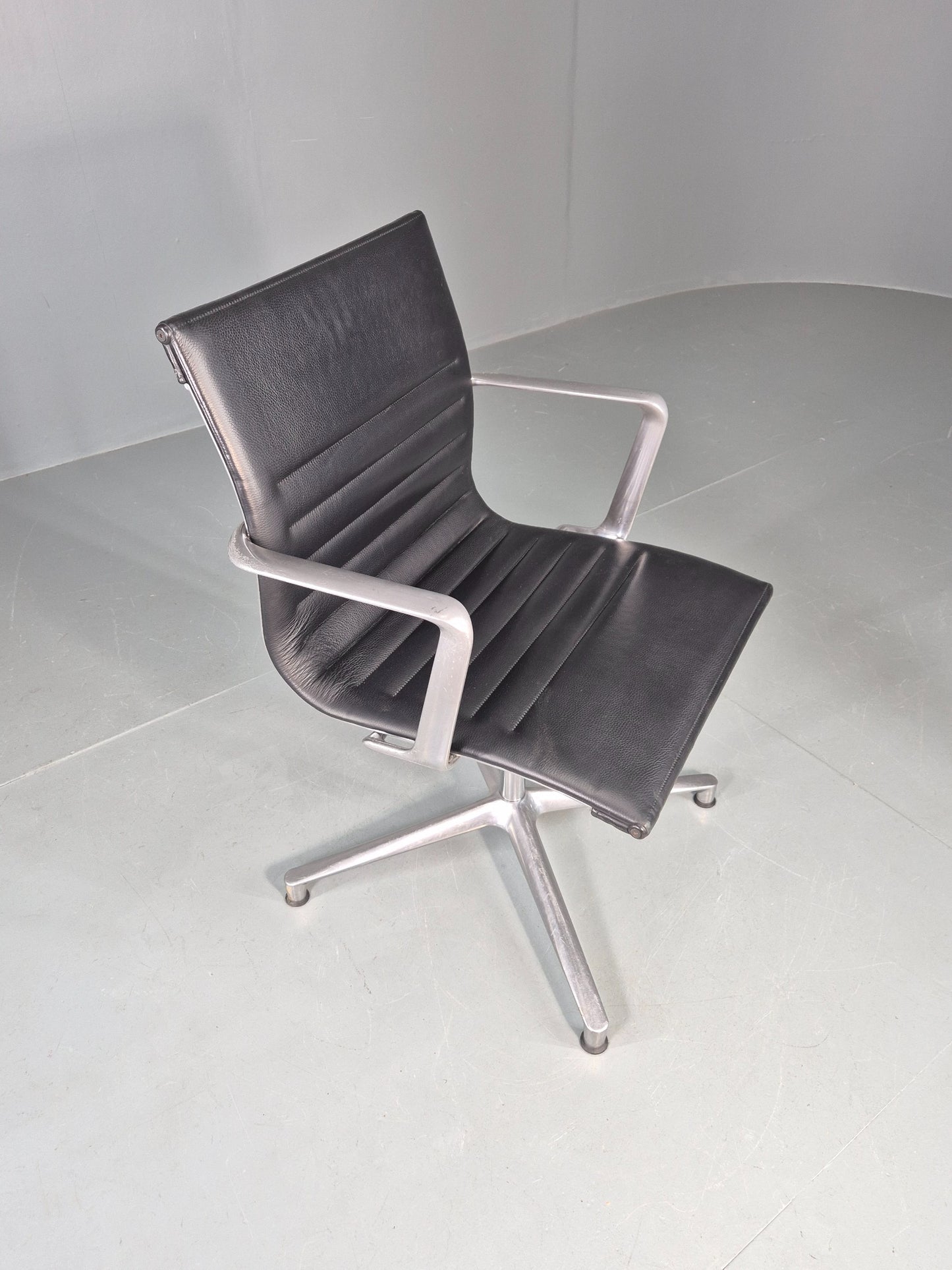 Vintage ICF Eames Style Office Chair Leather and Aluminium EB12242
