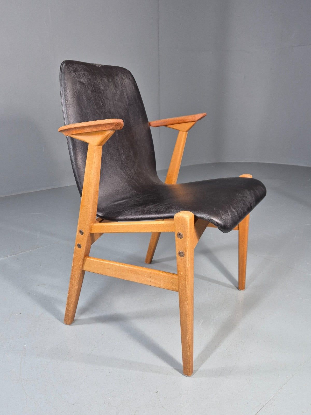 MIdCentury Desk Chair Sweden Teak Beech Vinyl 1960s Retro Svegards EB11071 MDIN
