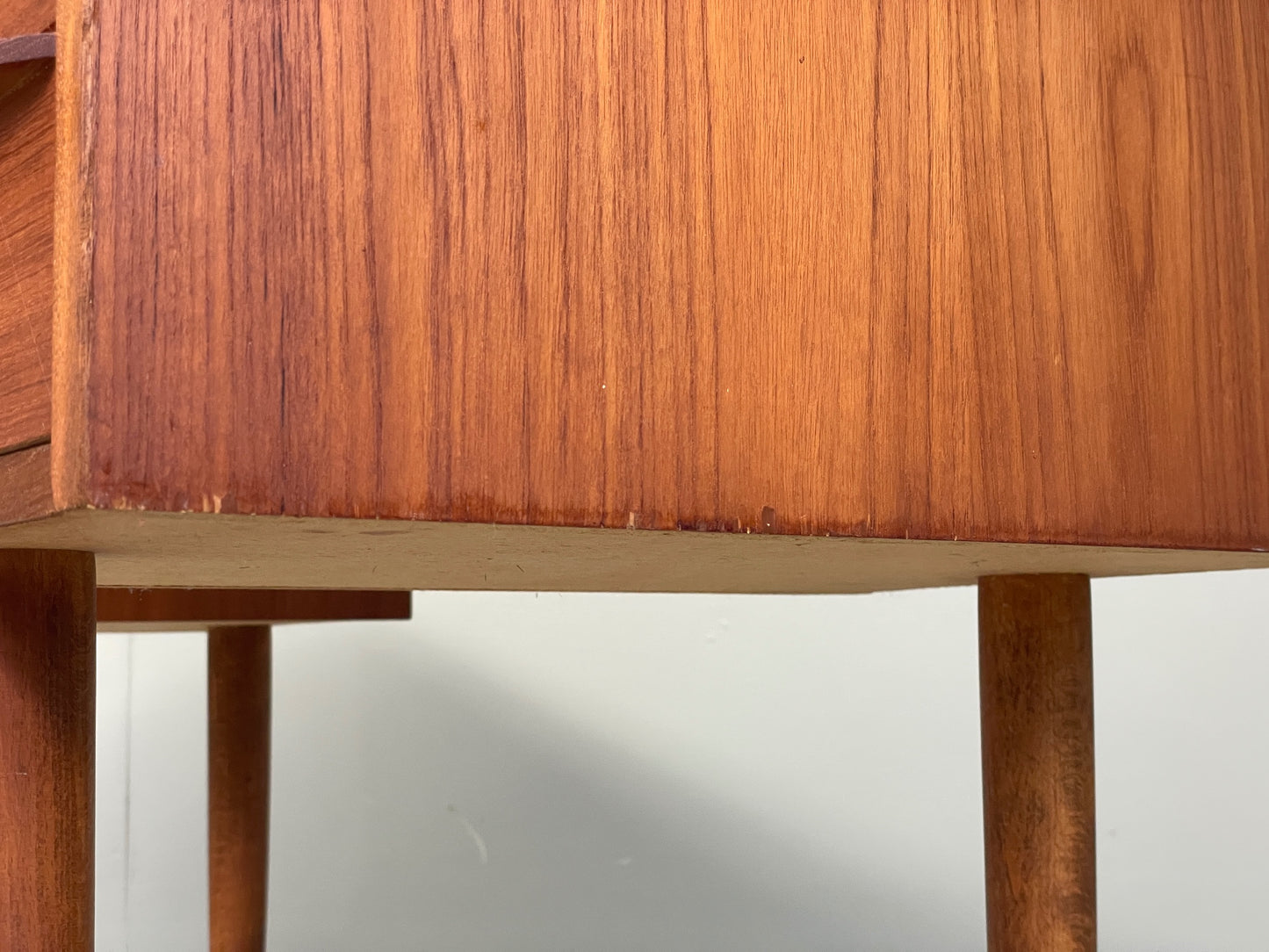 Vintage Danish Teak Desk Mid Century Retro Drawers Beech Legs EB12334