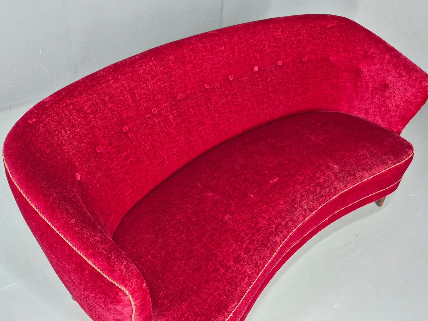 Vintage Danish Banana Sofa 3 Seater Red Velvet Velour 1950s Classic MCM EB12399