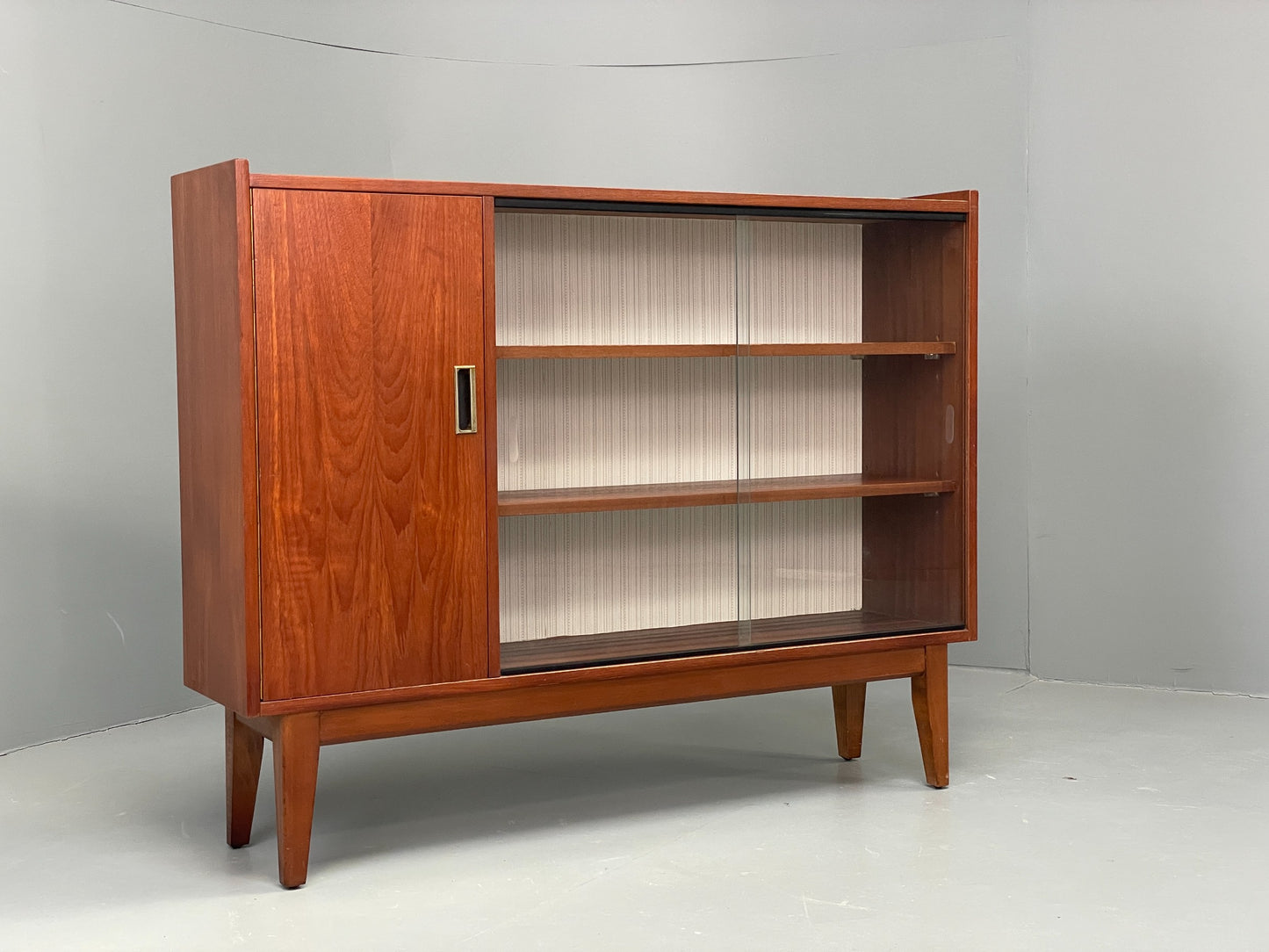 Vintage Teak Bookcase 1960s Retro Mid Century Glass Doors Shelving EB12877