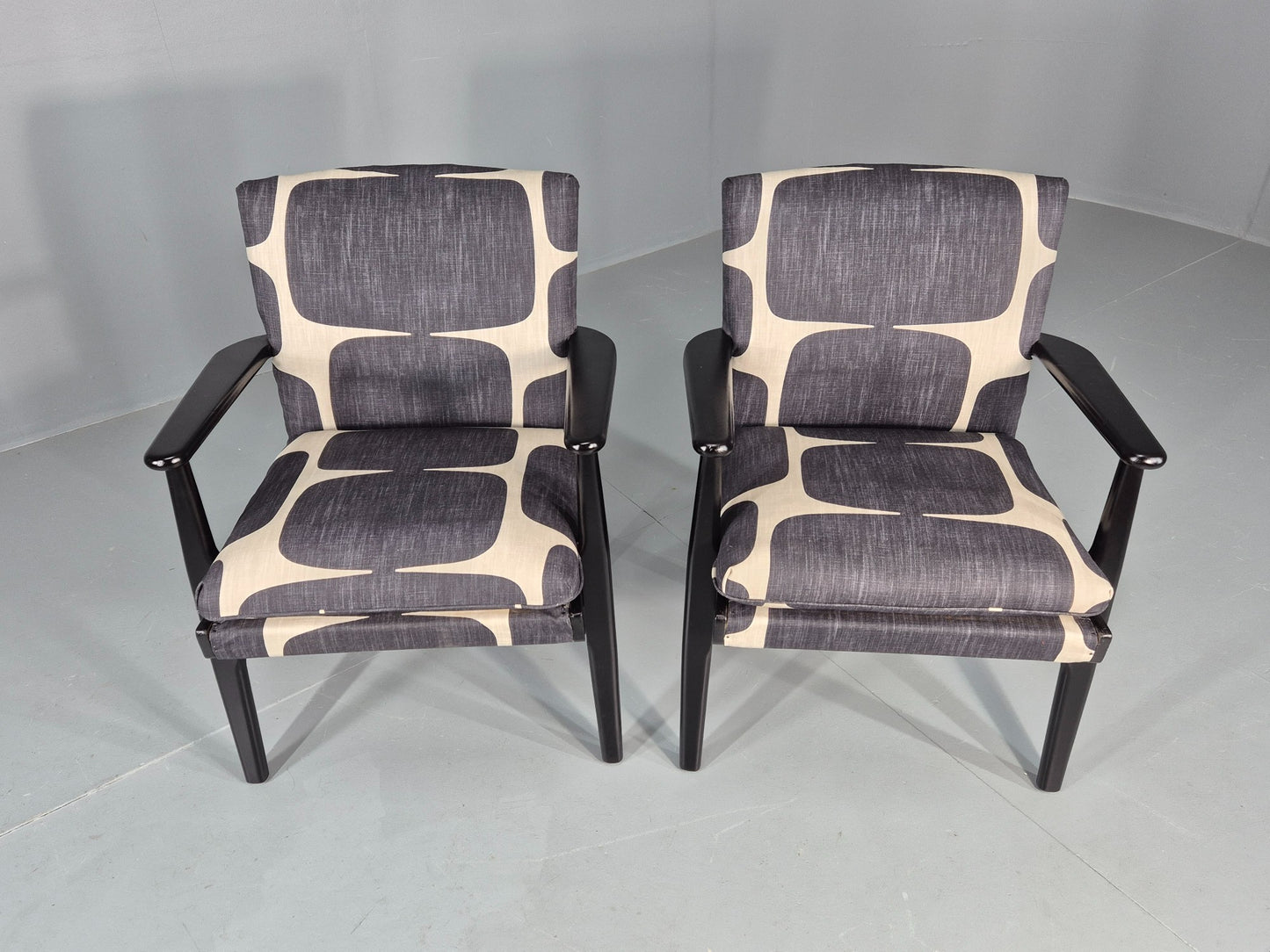 2 Vintage 1960s Lounge Chairs Parker Knoll New Upholstery EB11847