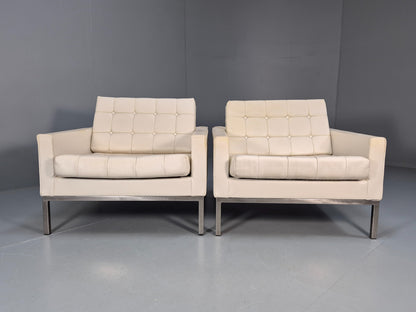 2 Vintage 1960s Robin Day Club Chairs White Vinyl Mid Century Originals EB9973