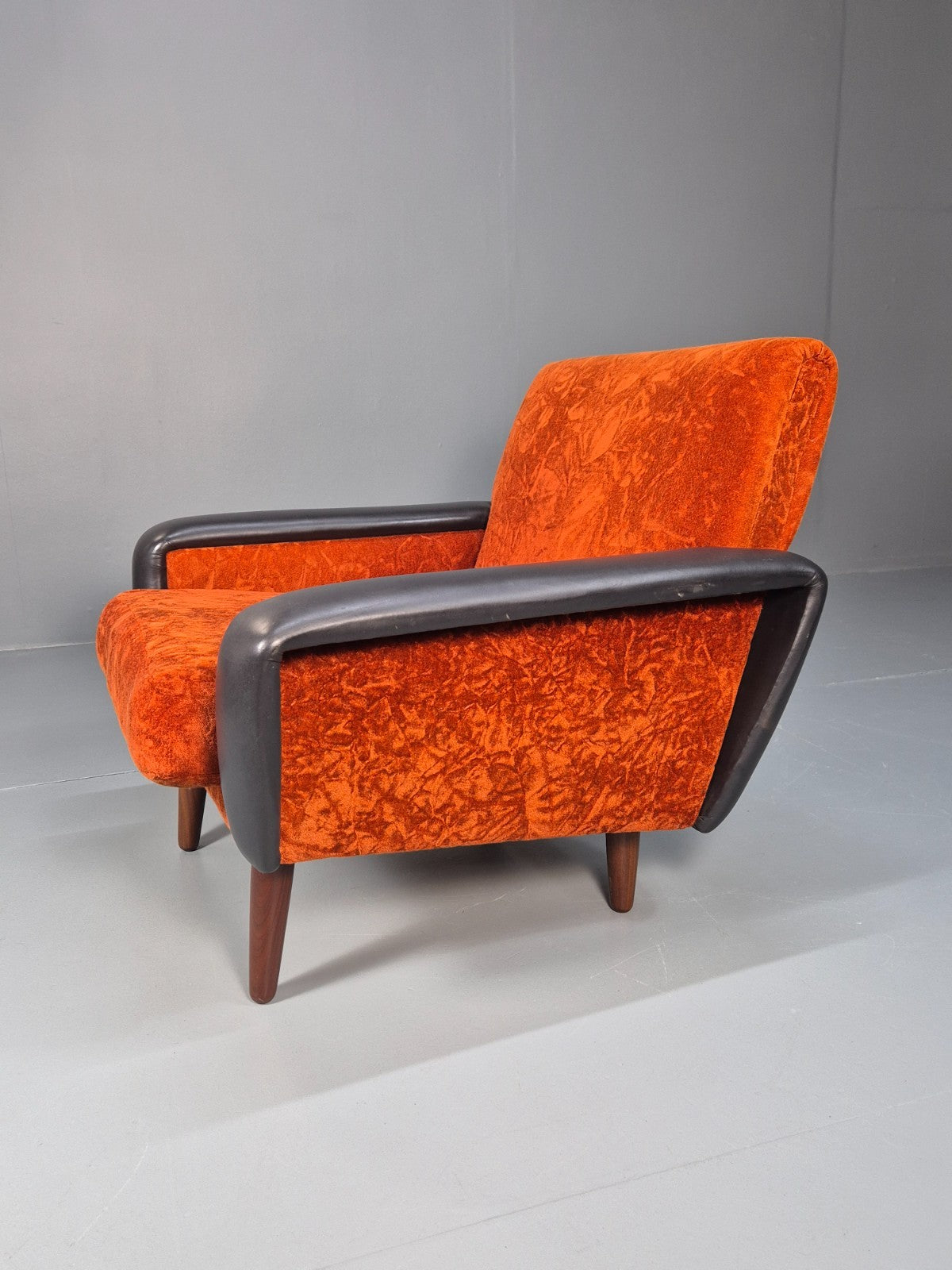 Vintage 1960s Lounge Chair Vinyl Orange Velour 1960s Retro MCM EB10569a MNOR