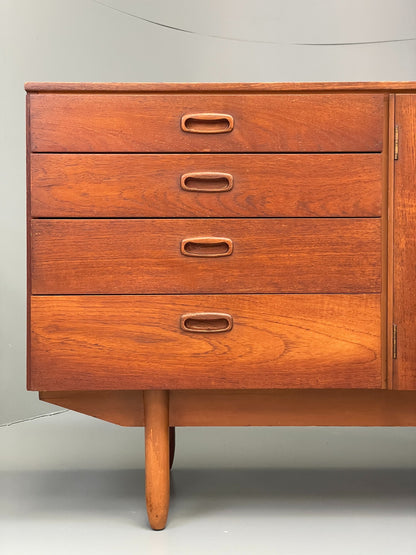 Vintage Sideboard Teak 1960s By Validity Furniture Mid Century Shelving EB12613
