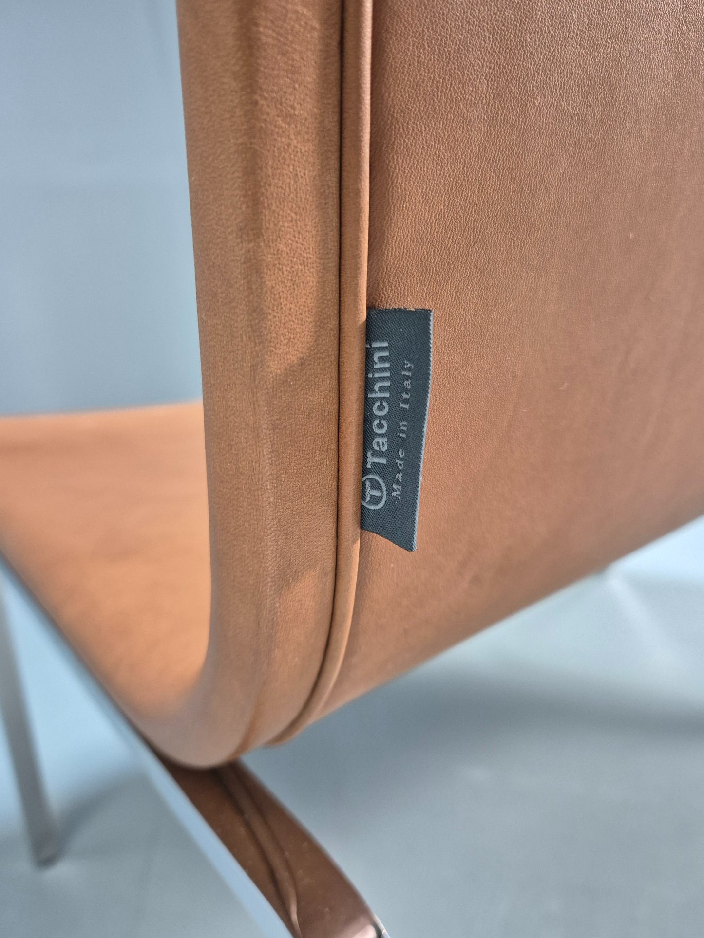 Vintage Tacchini Leather Lounge Chair Chrome Frame Modern Design EB9949
