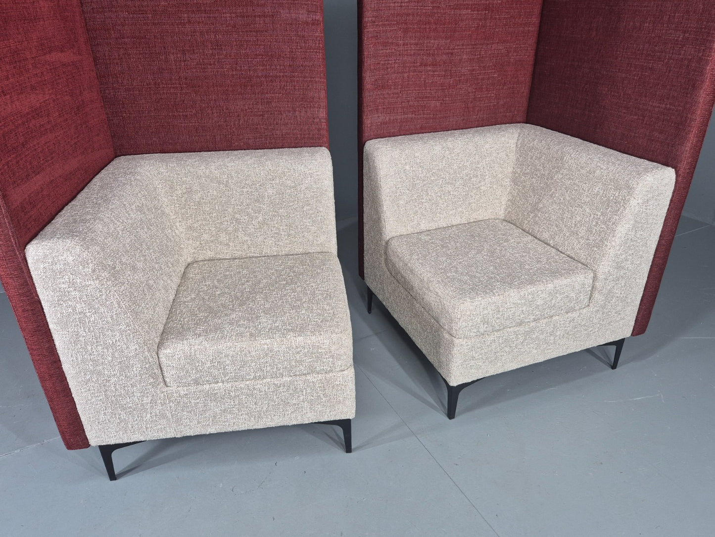 Vintage Moventi Booth sofa Red and Cream Quality Modern Design EB12576