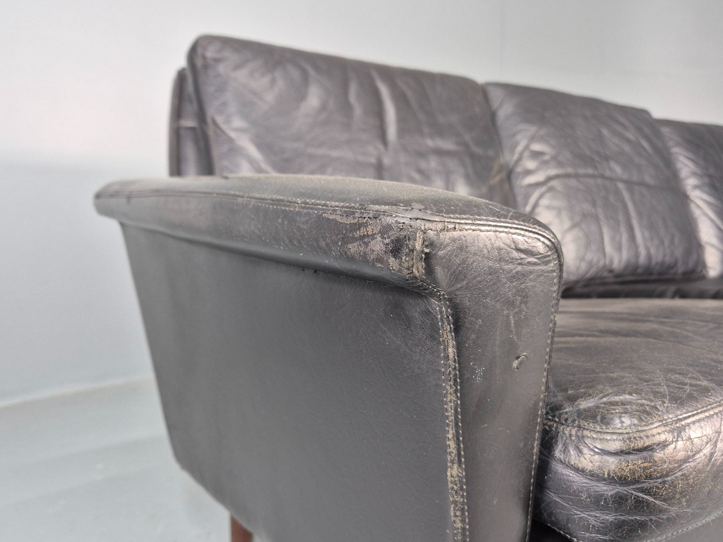 Mid Century 3 Seater Sofa Danish 1960s Black Leather Retro Modern Design EB11355
