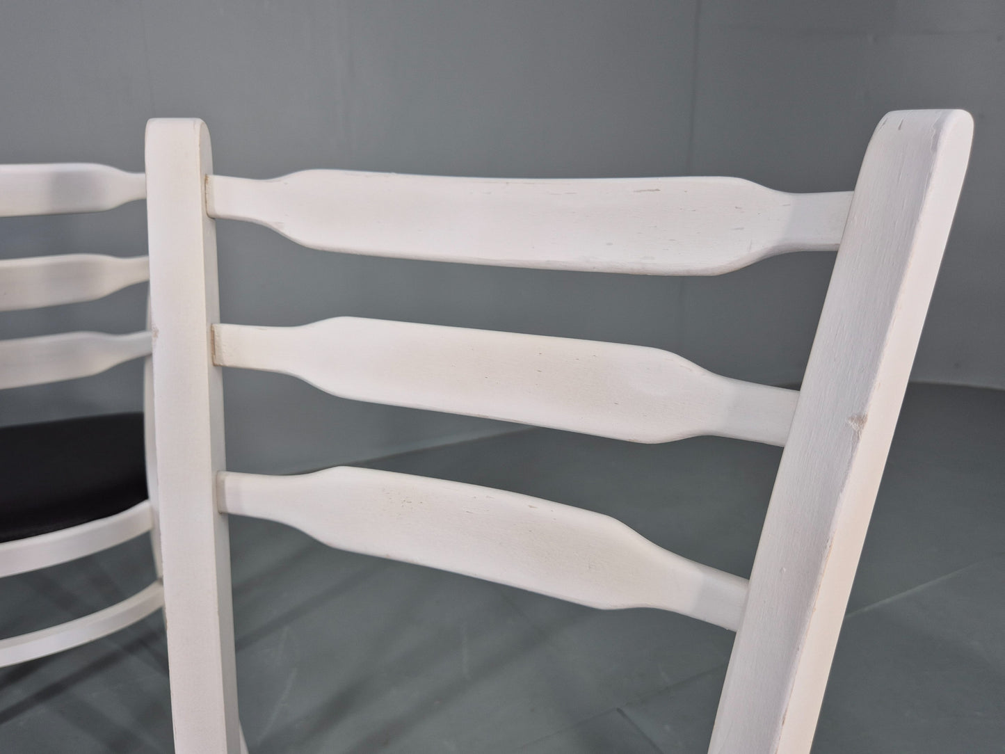 4 Vintage Kitchen Chairs 1960s Retro Black Vinyl and White Painted EB12584