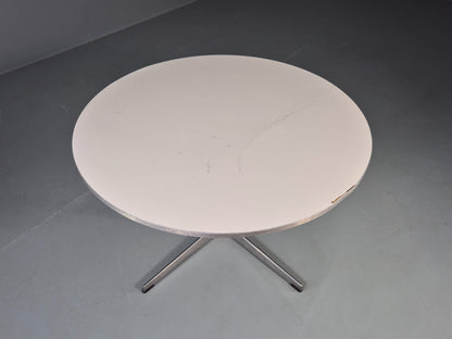 Vintage Fritz Hansen Circular Occasional Table Arne Jacobsen Design EB13002