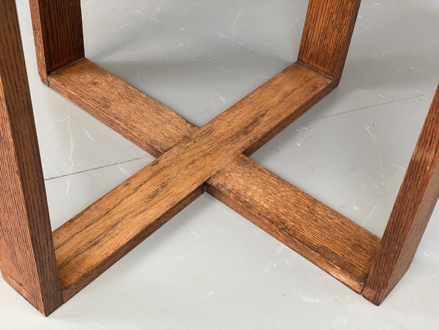 Vintage Oak Side Table Solid Arts & Crafts Round Retro 1950s EB11879