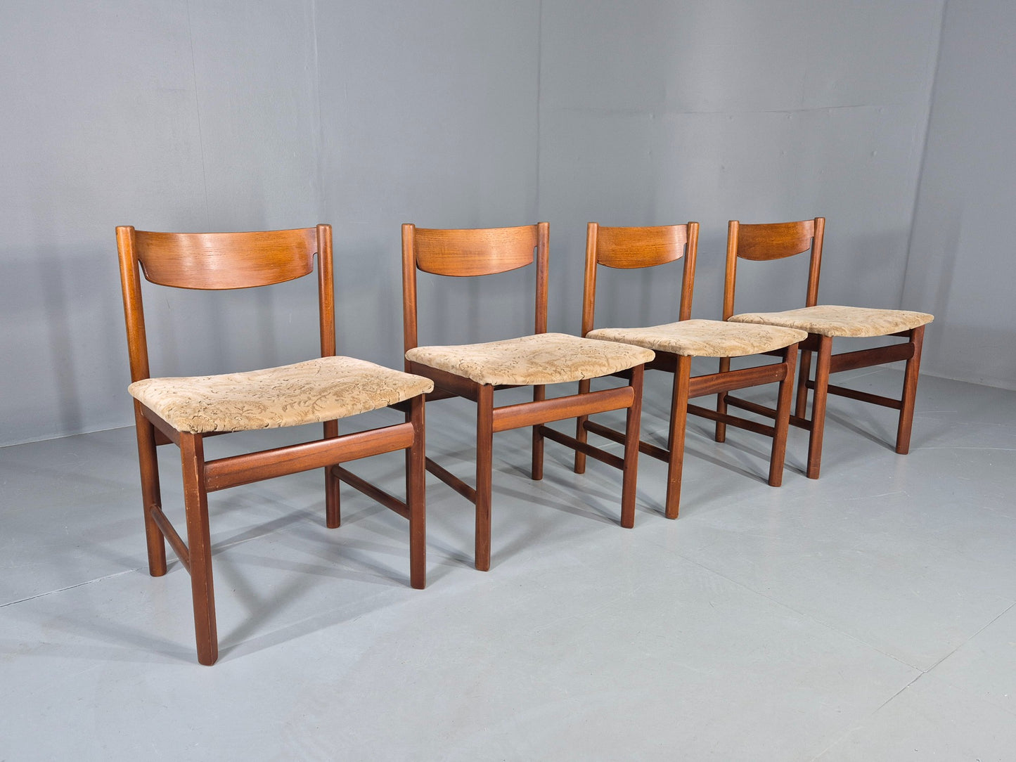 4 Vintage Teak Dining Chairs White and Newton 1960s Retro MCM EB12254