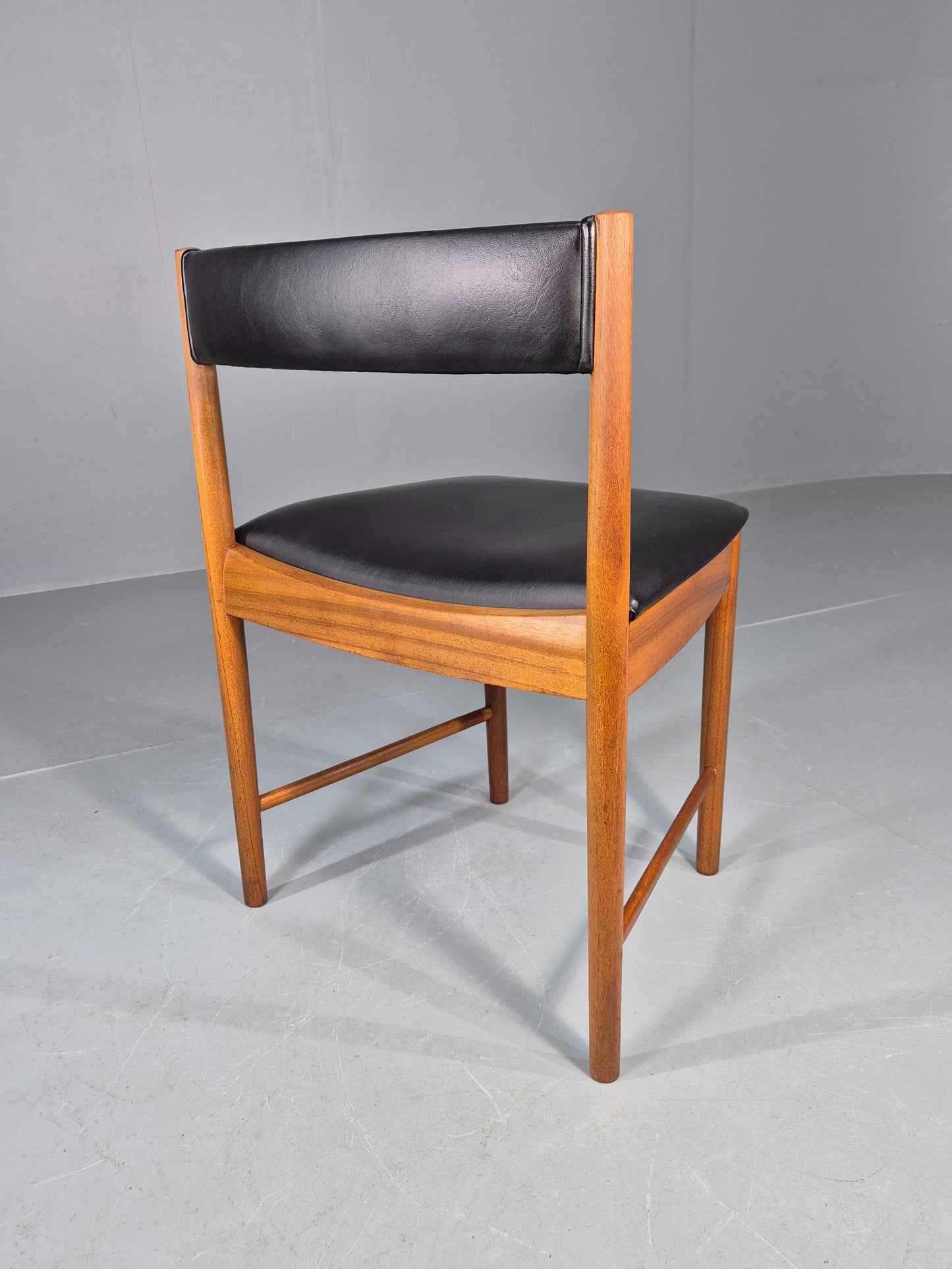 Vintage McIntosh Single Dining Chair Teak Vinyl Roundette Model Retro EB12180