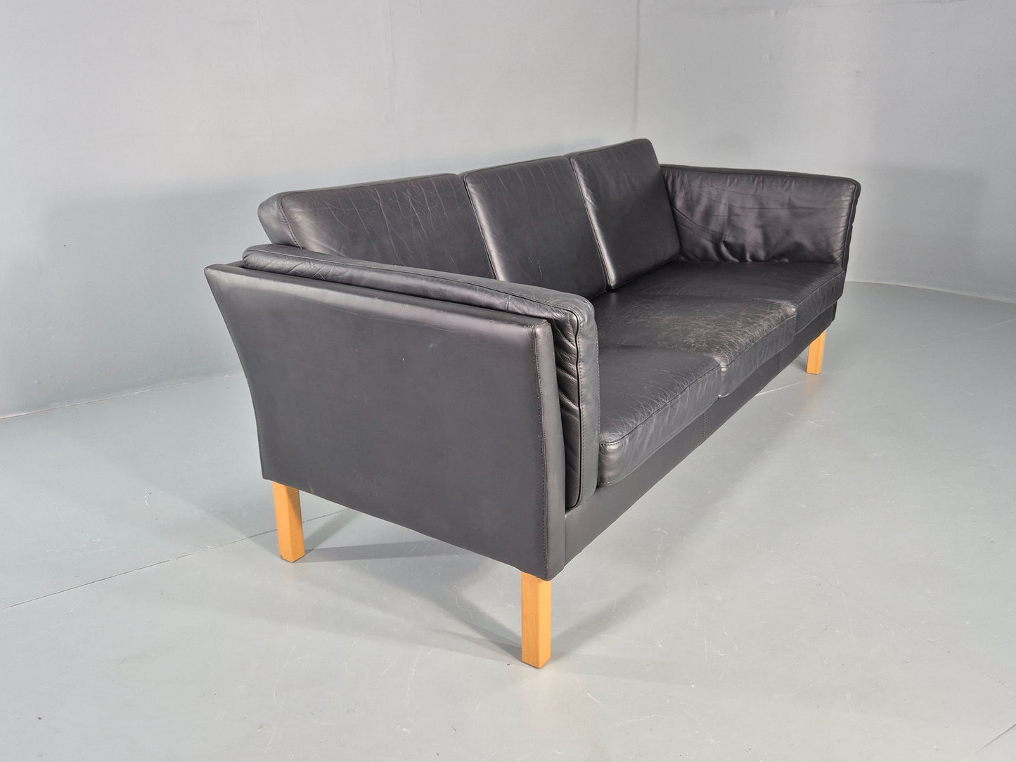 Vintage Danish 3 seater Sofa Black Leather 1980s Retro MCM EB12453