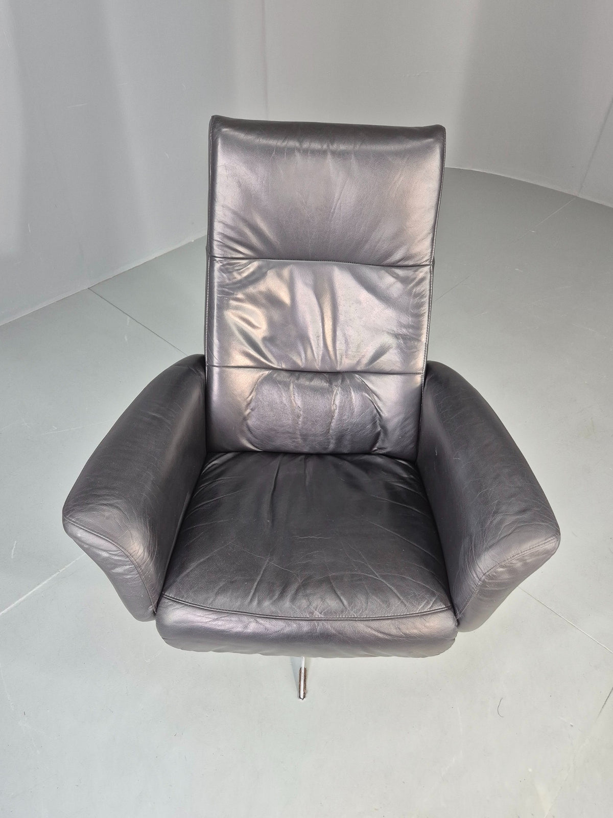 Vintage Hjort Knudsen Black Leather and Chrome Swivel Lounge Chair Retro EB13083