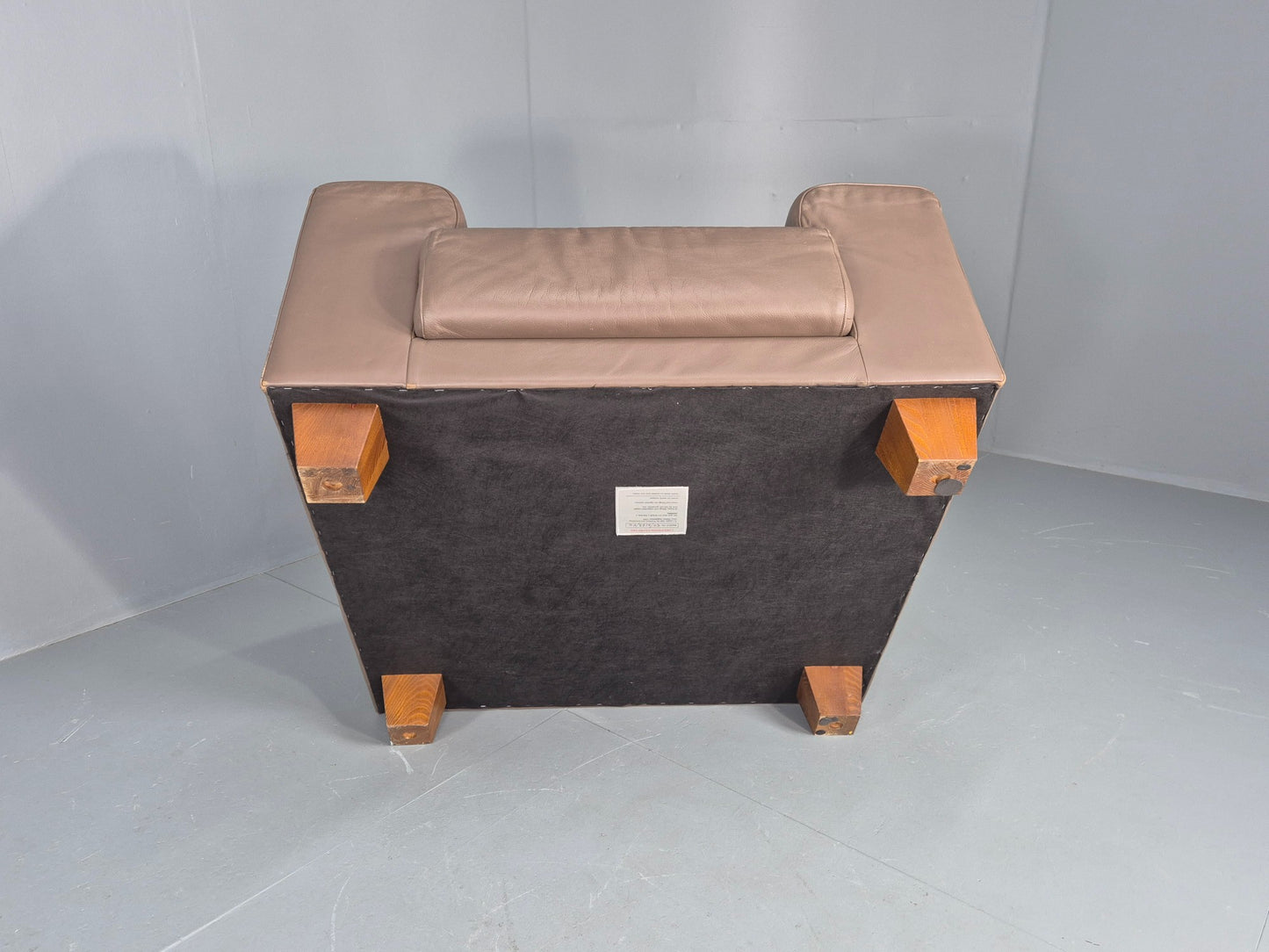 Modern Design Leather Armchair Taupe leather Upholstery Quality Build EB12479