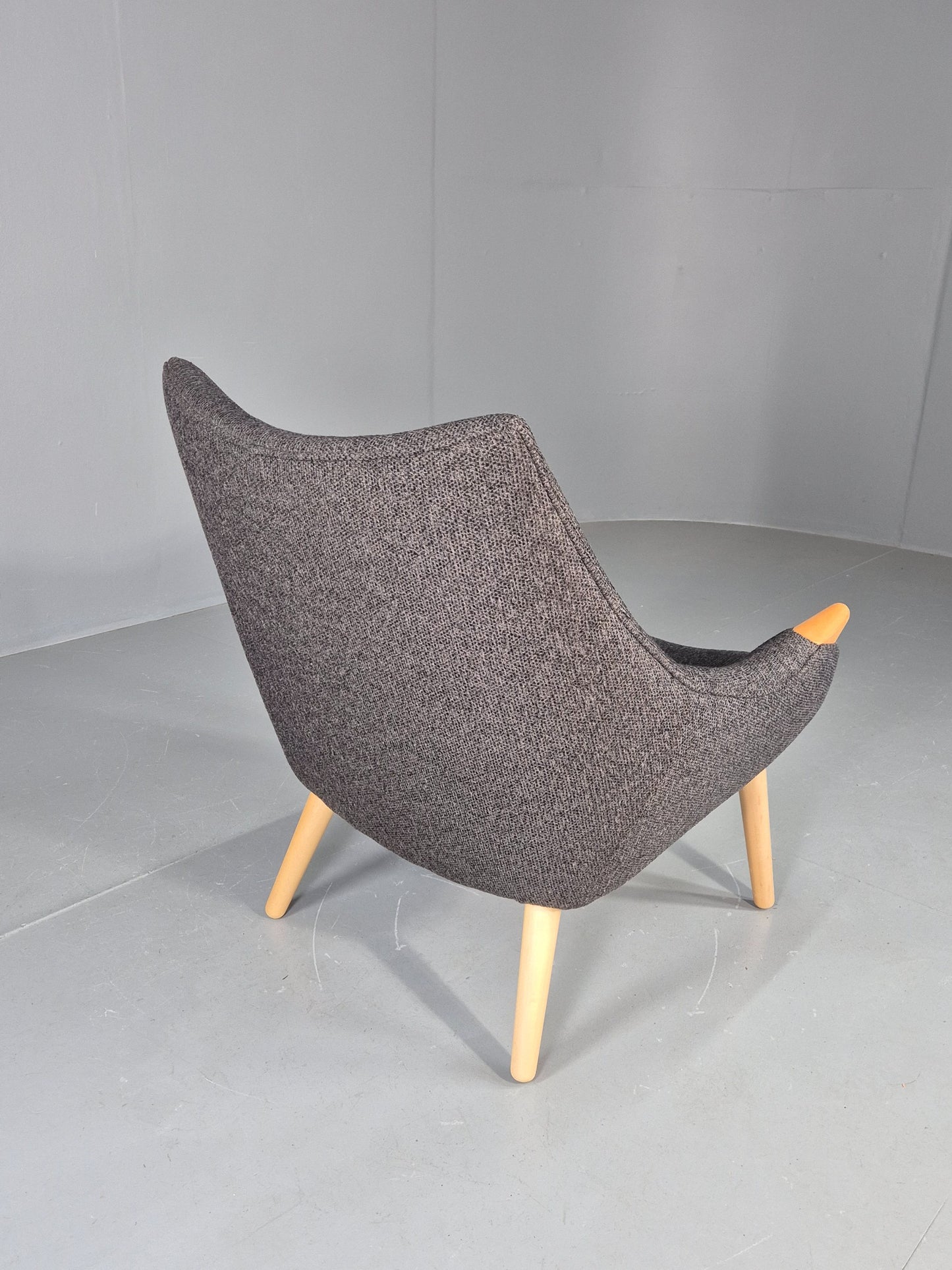 Vintage Mama Bear Matzform Lounge Chair Grey Beech Danish Modern Design EB12315