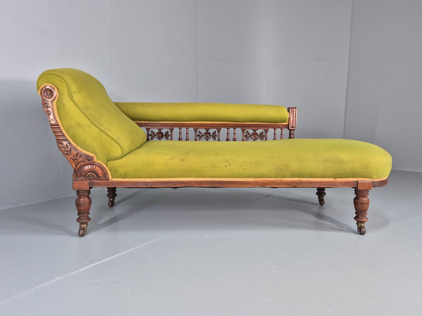 Edwardian Antique Chaise Lounge Green Velvet Velour Oak Frame  EB12458
