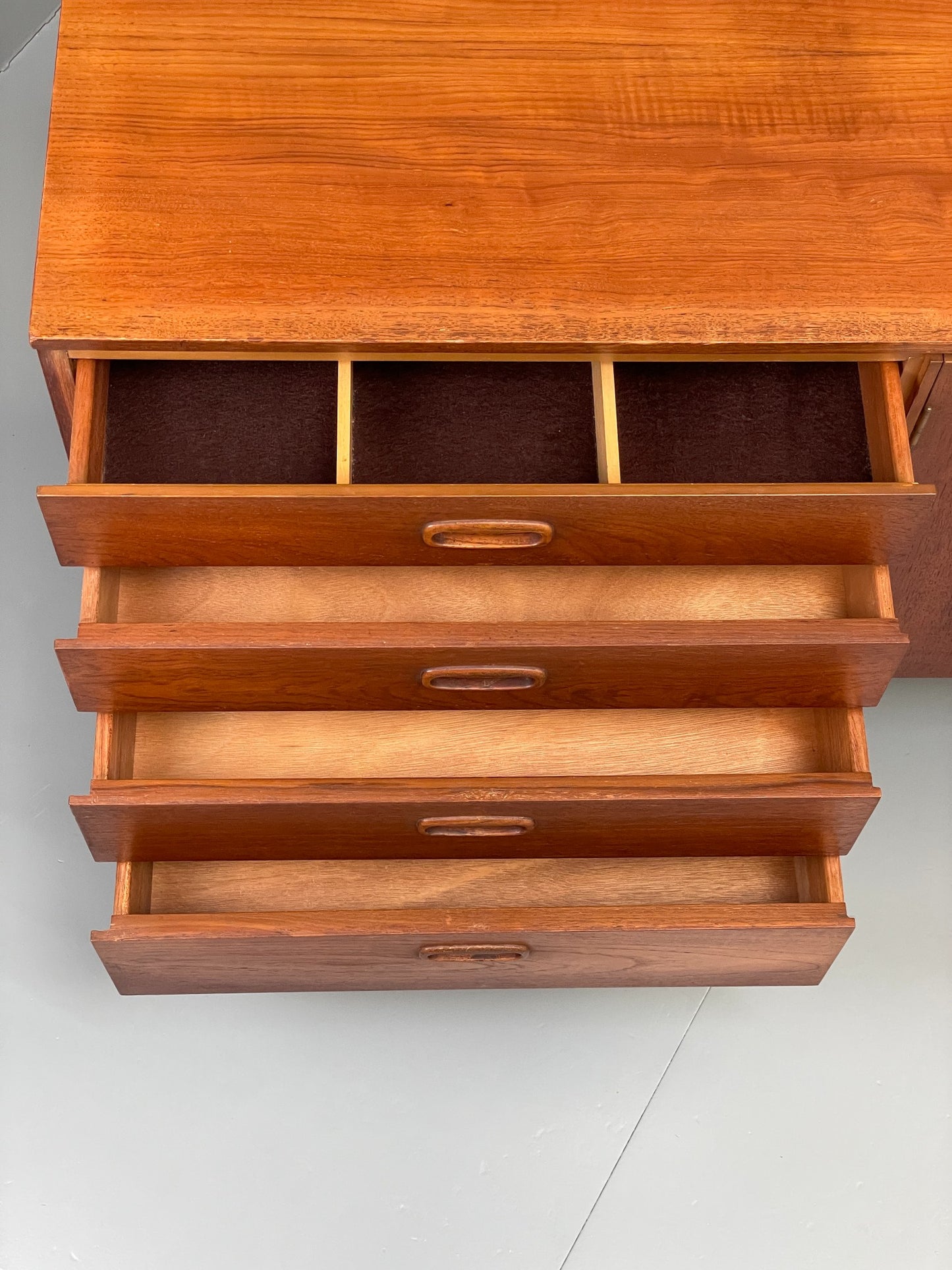 Vintage Sideboard Teak 1960s By Validity Furniture Mid Century Shelving EB12613