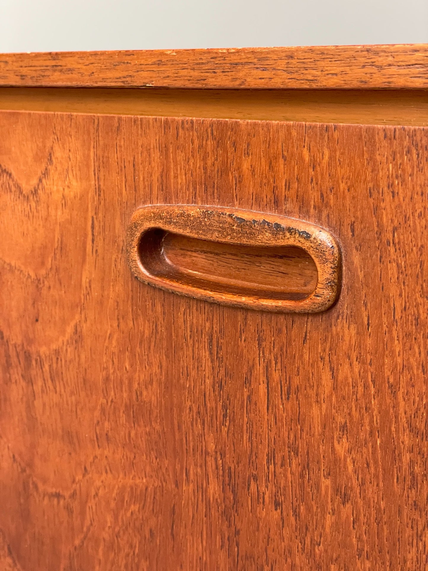 Vintage Sideboard Teak 1960s By Validity Furniture Mid Century Shelving EB12613