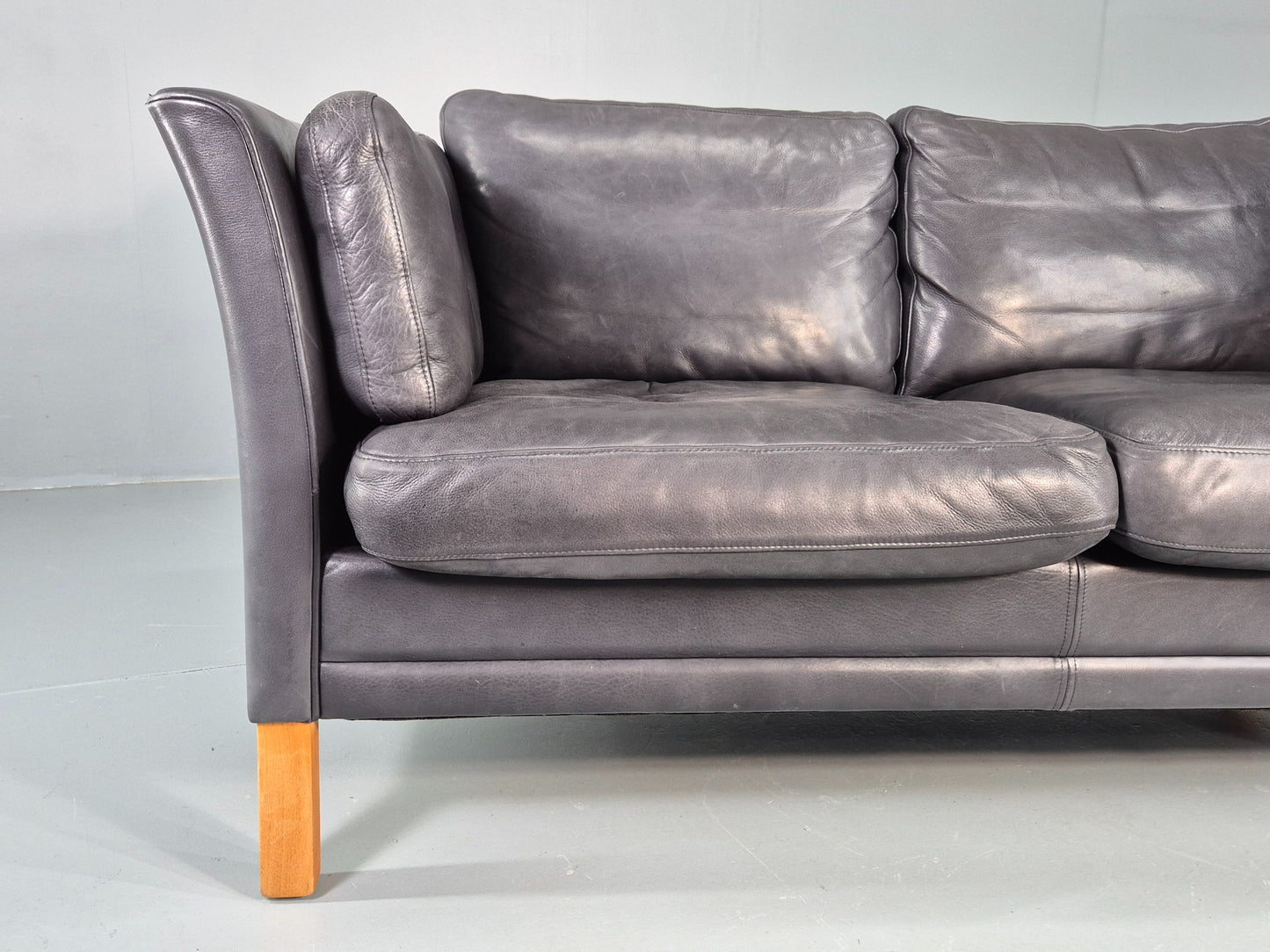 Vintage 2 Seater Sofa Mogens Hansen Danish Retro MCM Quality EB12436