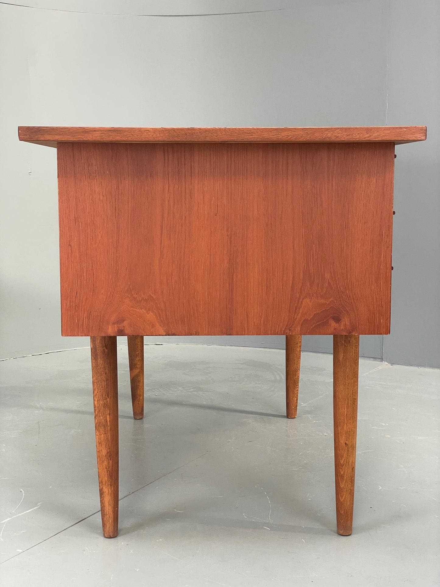 Vintage Danish Teak Desk Mid Century Retro Drawers Beech Legs EB12334