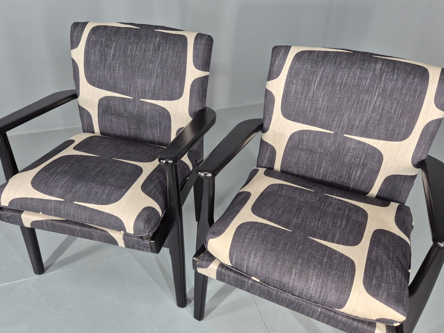 2 Vintage 1960s Lounge Chairs Parker Knoll New Upholstery EB11847
