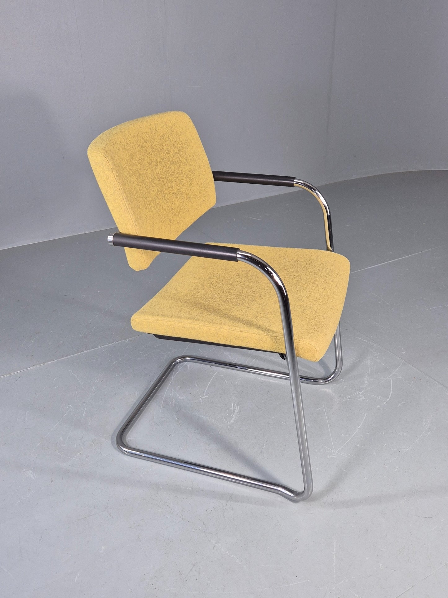 Modern Design Arm Chair Verco Brand Green Wool Chrome Frame EB12454