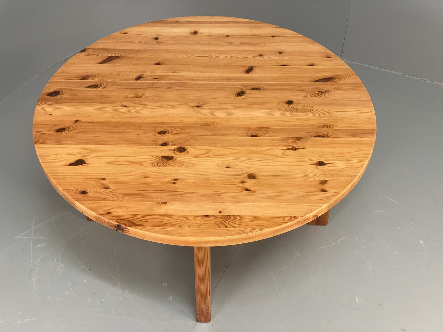 Vintage Pine Coffee Table Round Solid 1970s Wilhelmsson Style Swedish EB10823