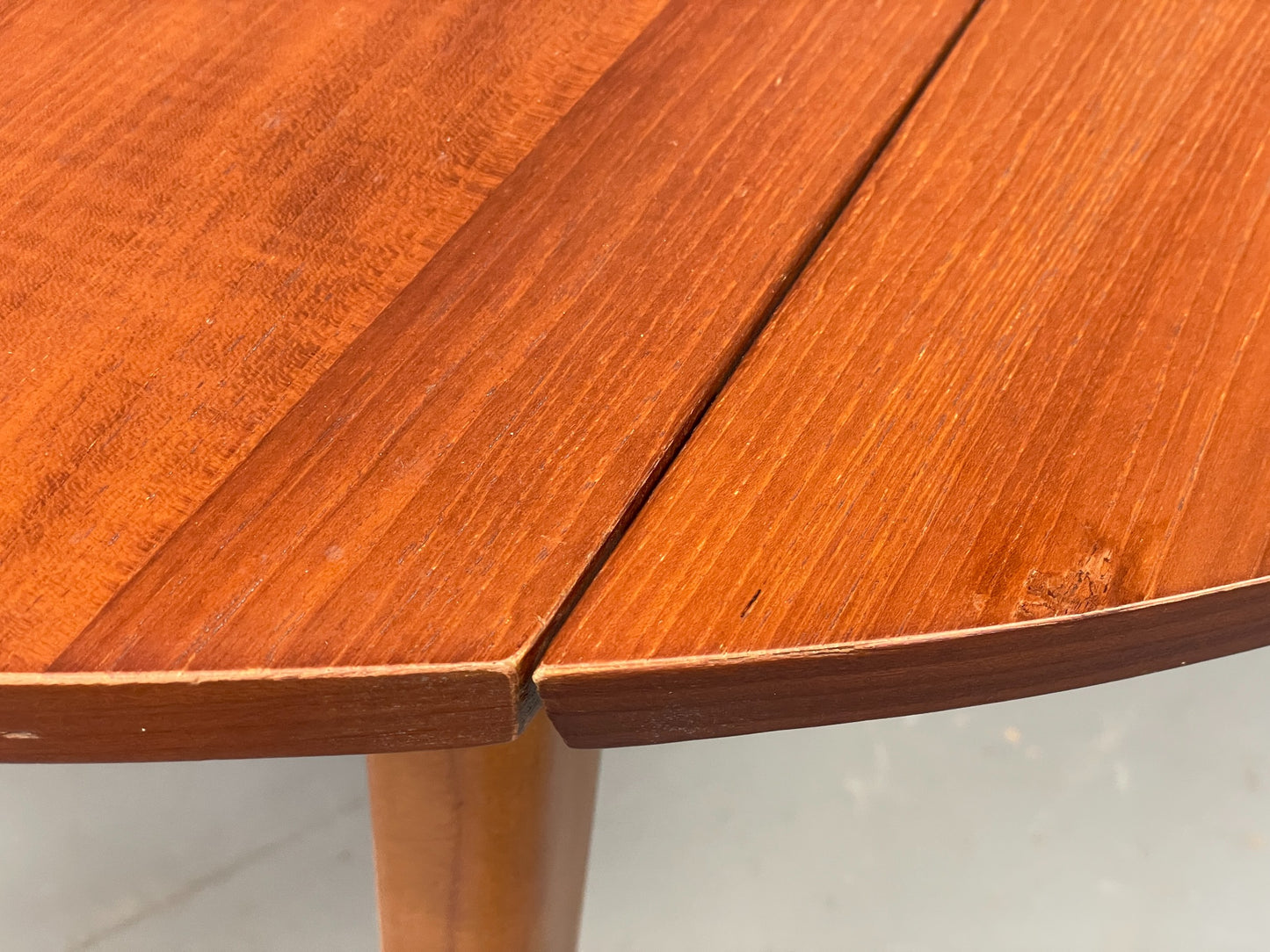 Vintage 1960s Teak Table Drop Leaf Kitchen Circular Retro Mid Century EB12496
