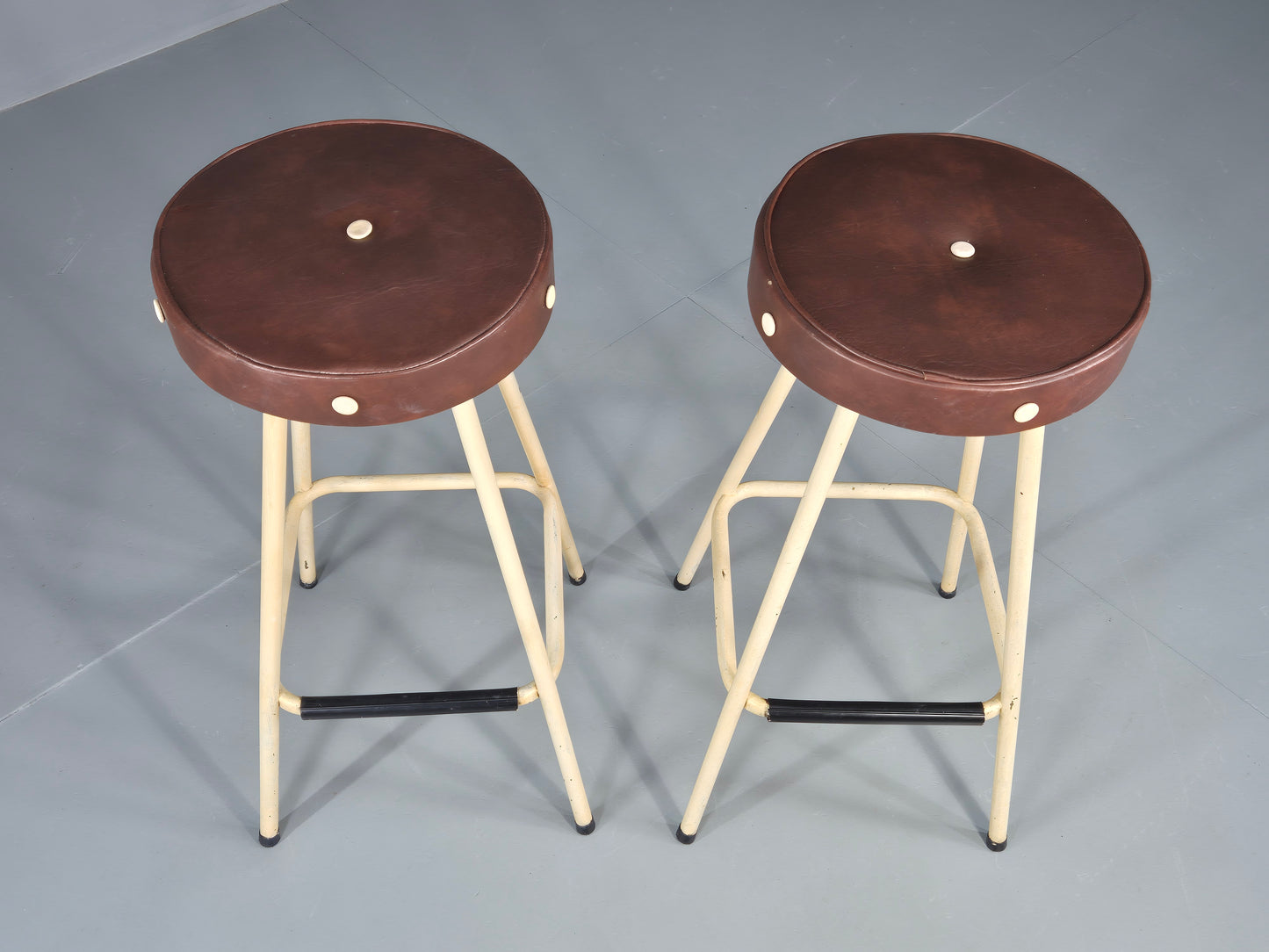 2 Vintage Bar Stools Cream metal frames with Vinyl Seats 1950s Retro EB12529