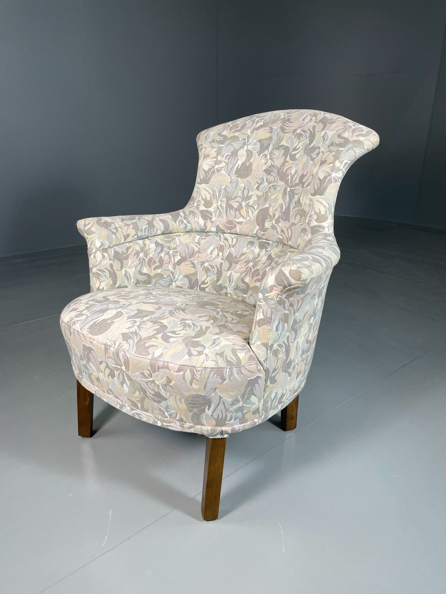 Vintage Danish 1940s Lounge Chair Tub Style Floral Fabric Antique EB06430