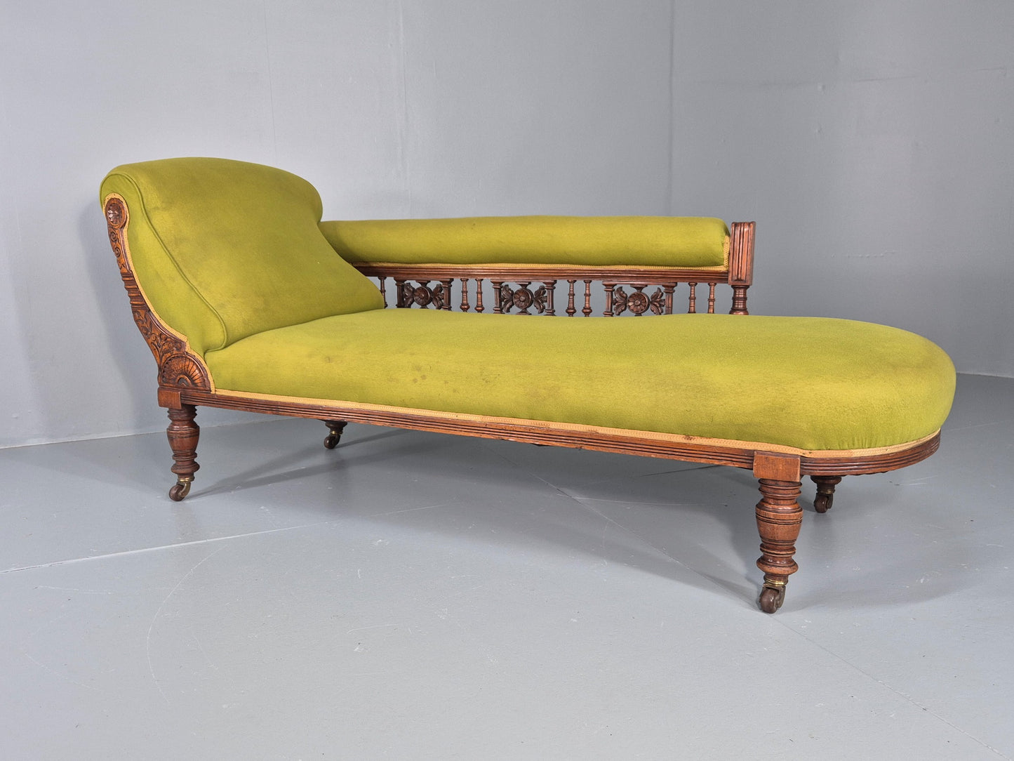Edwardian Antique Chaise Lounge Green Velvet Velour Oak Frame  EB12458