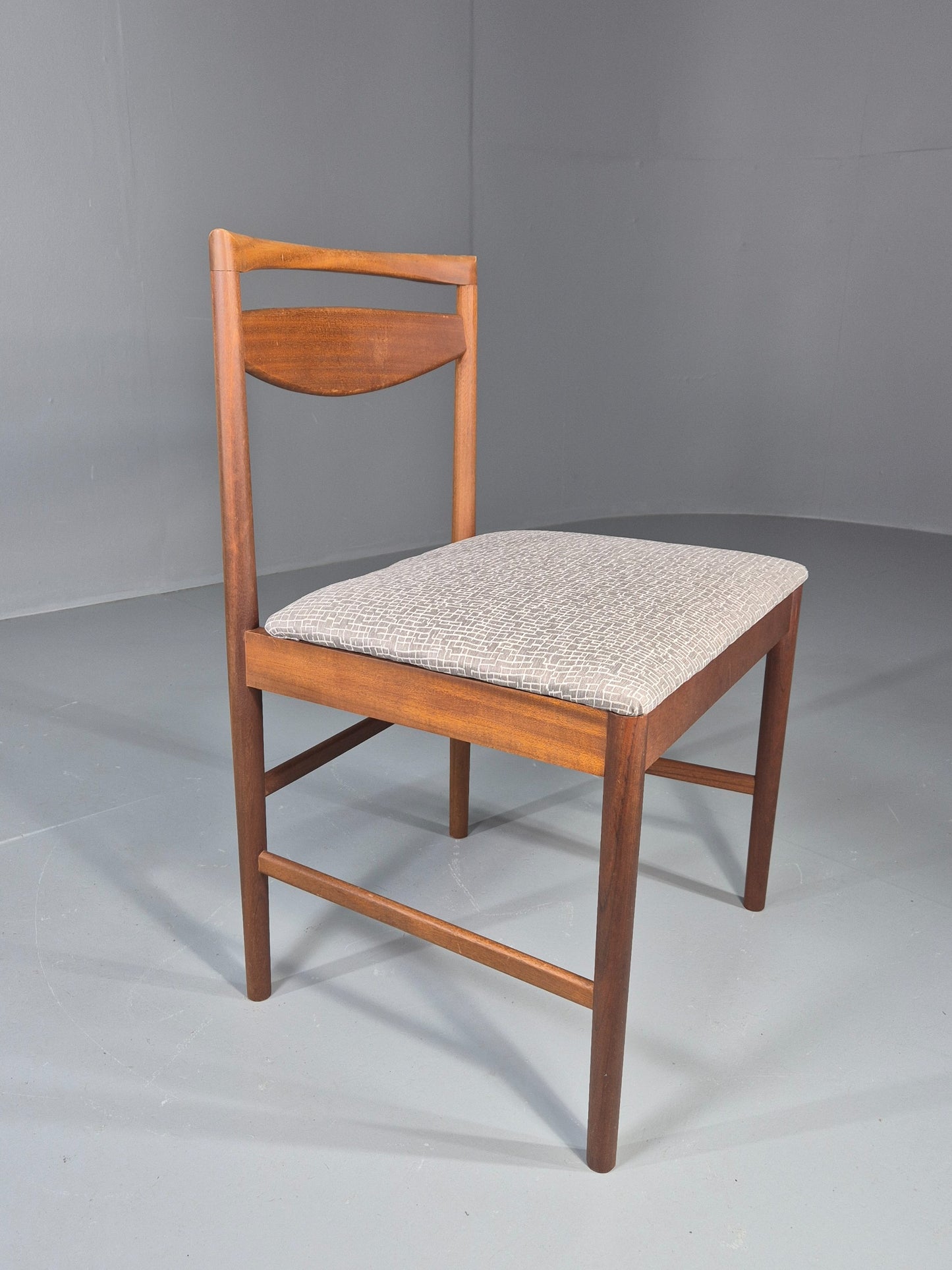 Single Vintage McIntosh Dining Chair Model 9433 Teak New Upholstery EB12309