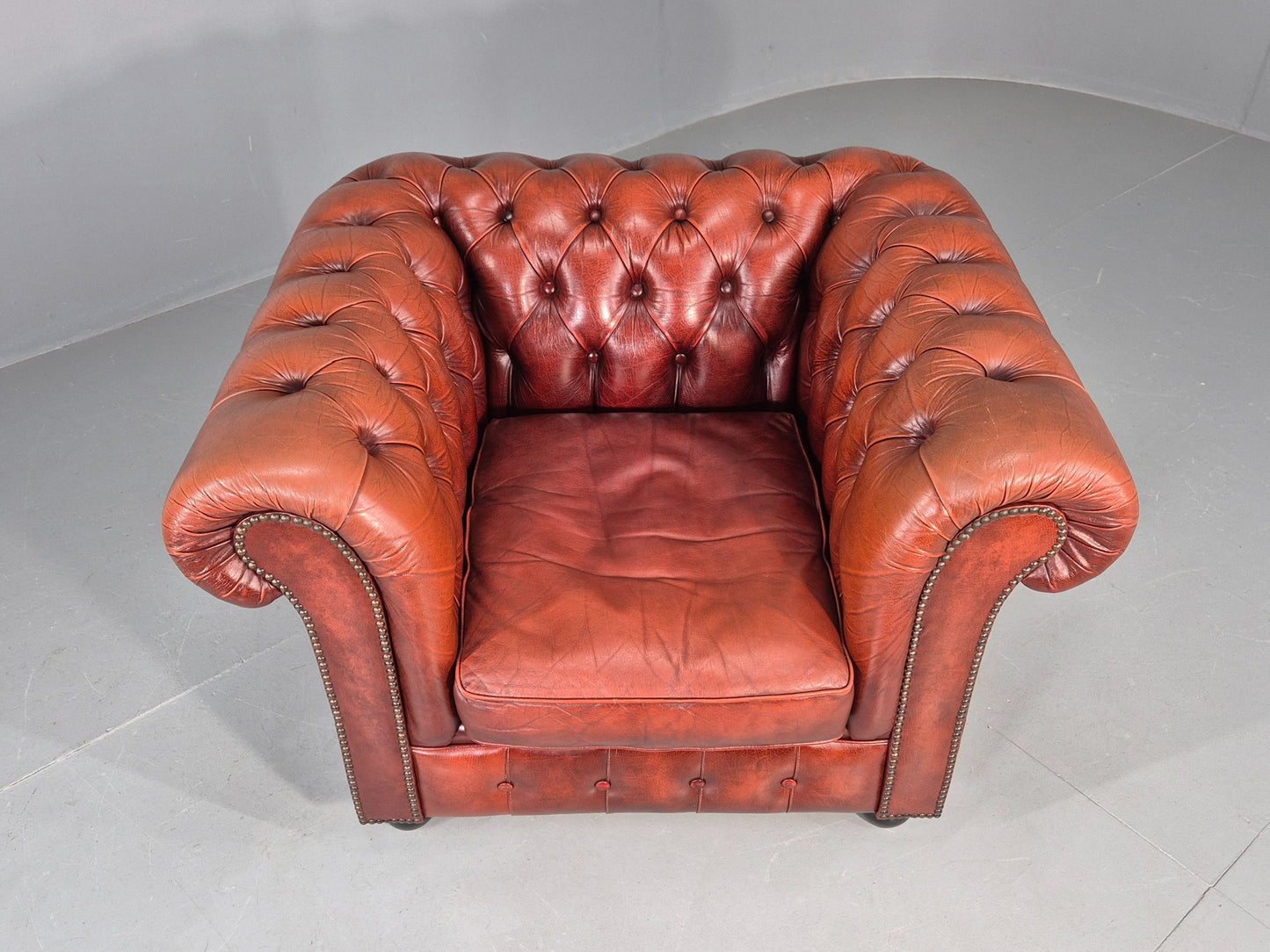 Vintage Chesterfield Club Chair Red Leather 1970s Retro EB12252