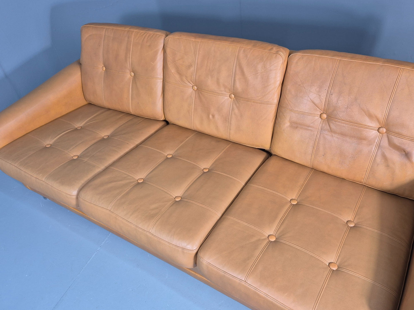 Vintage 3 Seater Mid Century Sofa Tan Leather 1970s Retro Chrome Feet  EB11773
