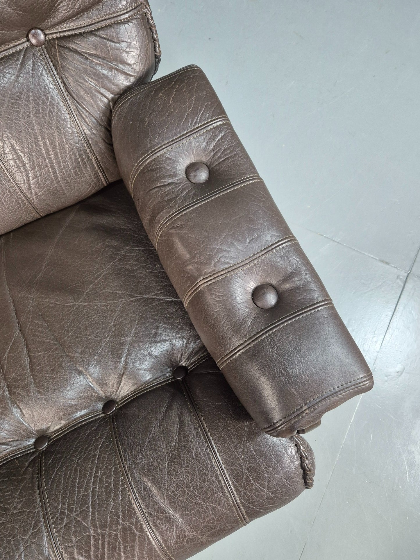 Vintage Mid Century Danish Leather Lounge Chair Stitched Detail Retro 70s EB8239