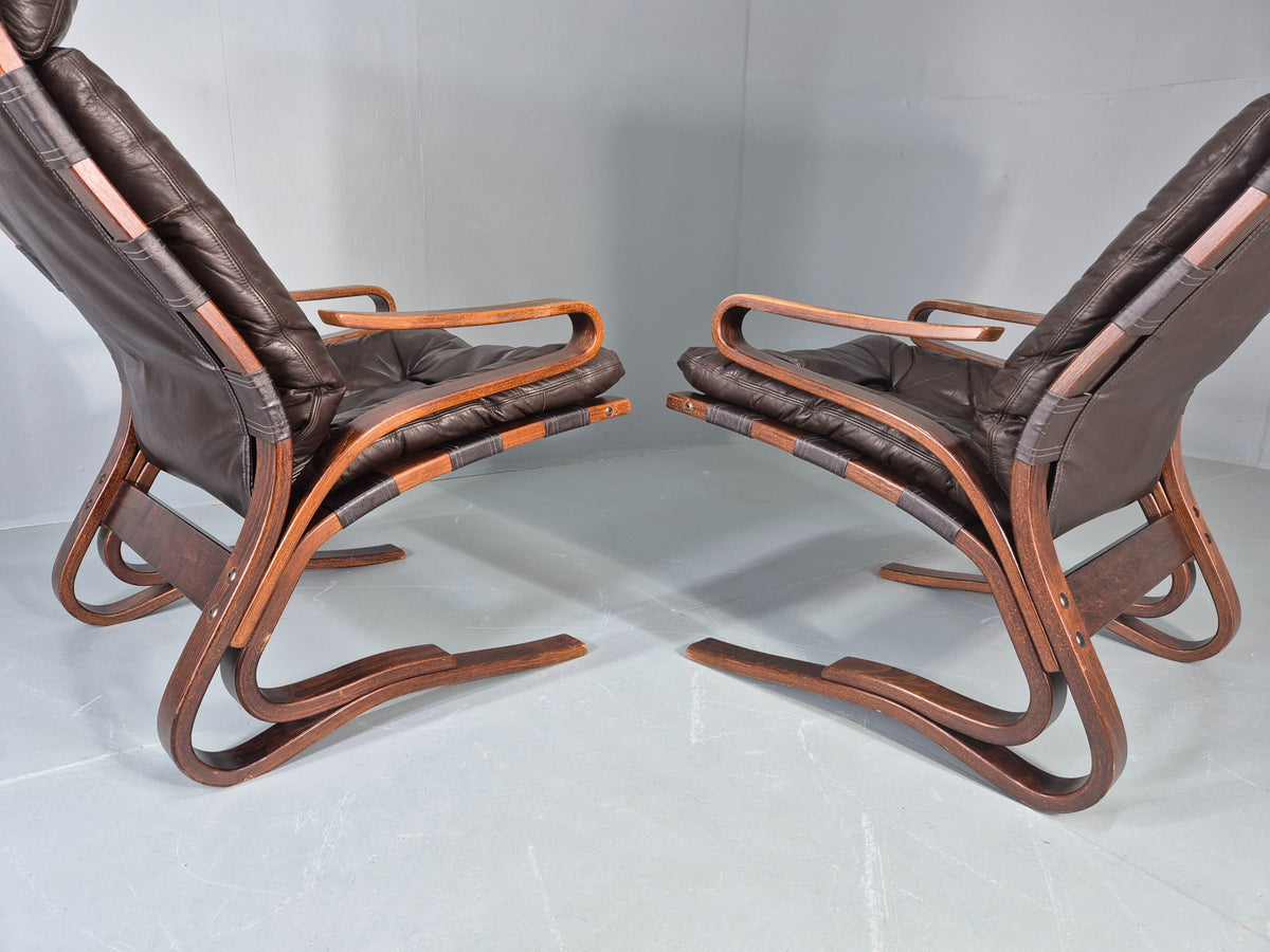 2 Vintage Skyline Leather Lounge Chairs High Back Bentwood Frame Retro EB13085