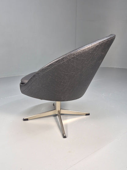 Vintage Mid Century Swivel Lounge Chair Black Vinyl 1970s Retro EB8790