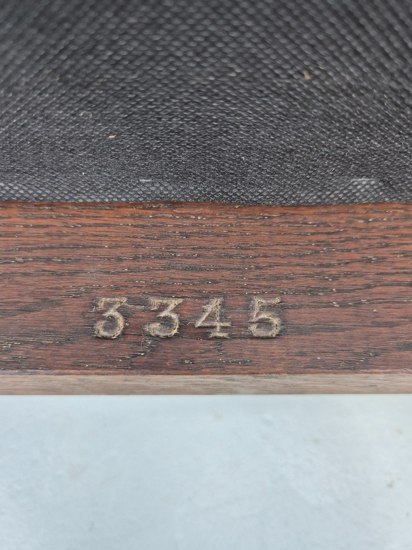 Antique Oak Elbow Chair Arts and Crafts Edwardian Vinyl Seat  EB12525