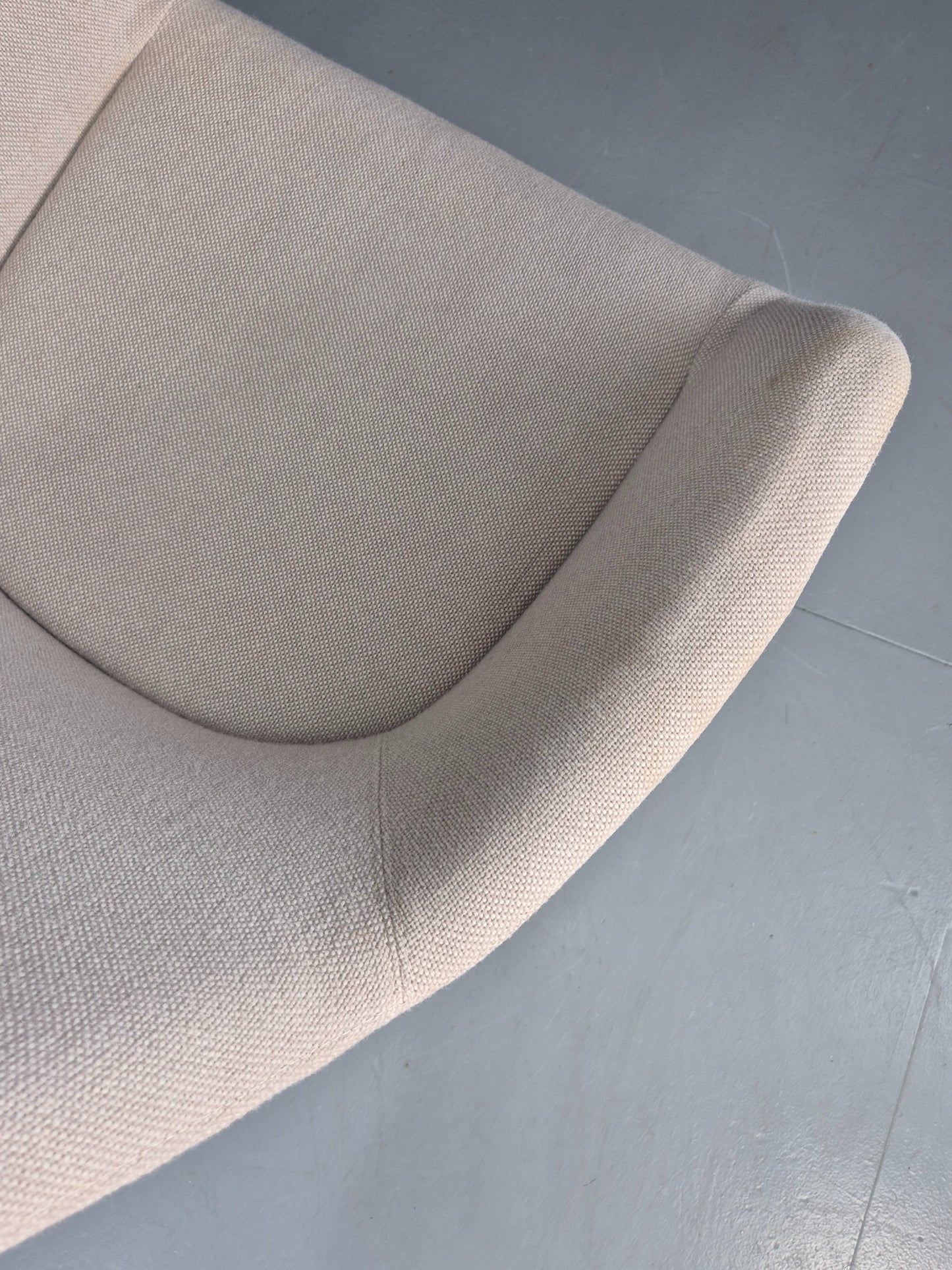 Vintage Swivel Tub Chair Hitch Mylius Modern Design Retro Cream EB12851