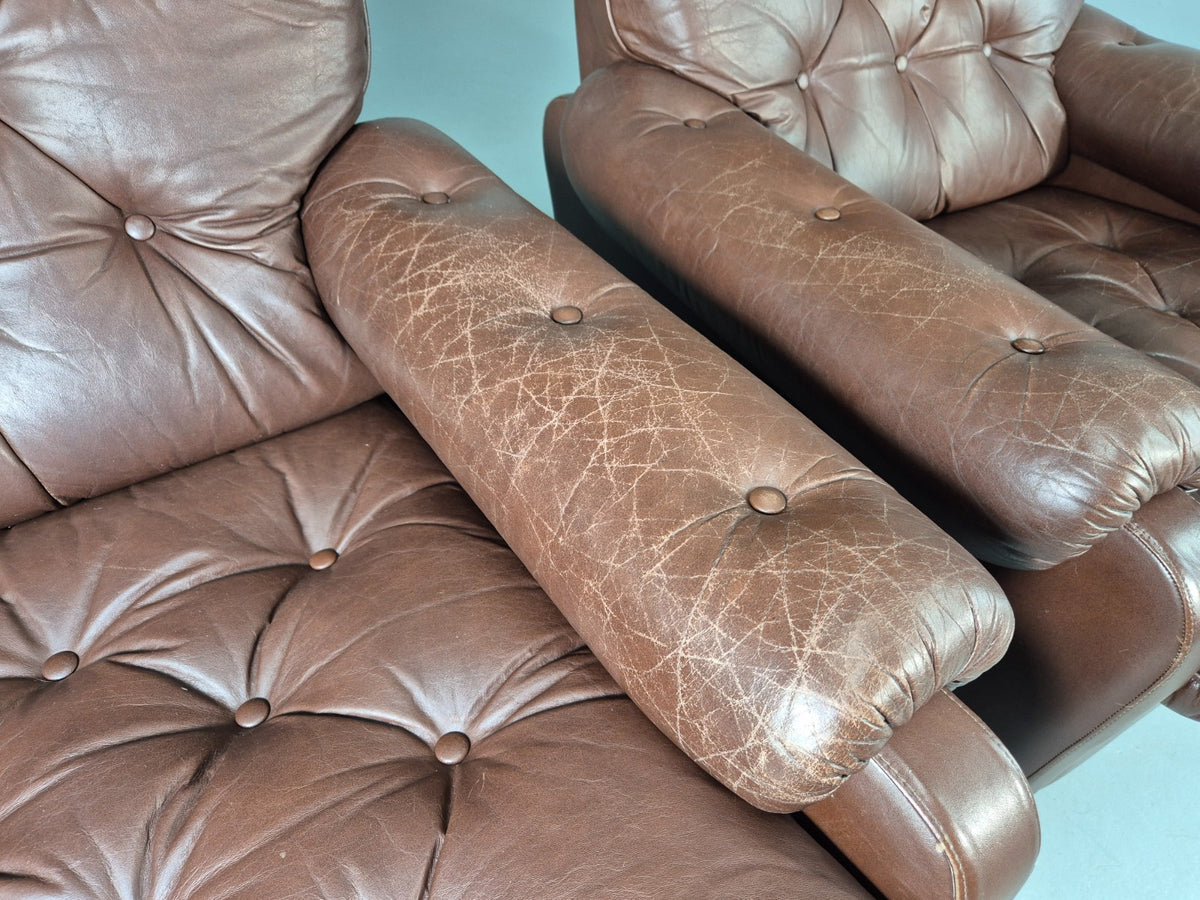 2 Vintage Leather Lounge Chairs 1970s Danish Design Buttoned Retro EB13132