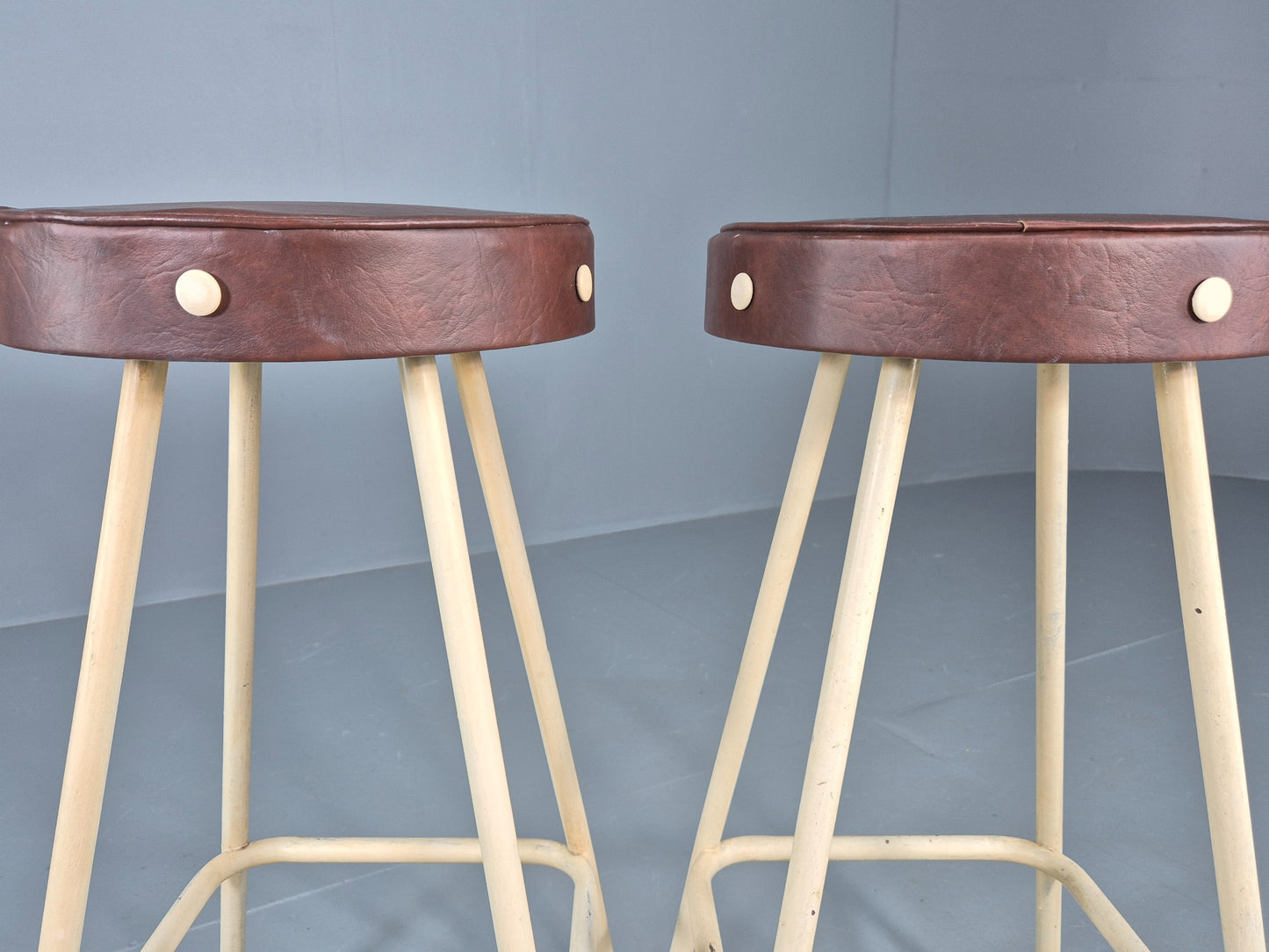 2 Vintage Bar Stools Cream metal frames with Vinyl Seats 1950s Retro EB12529