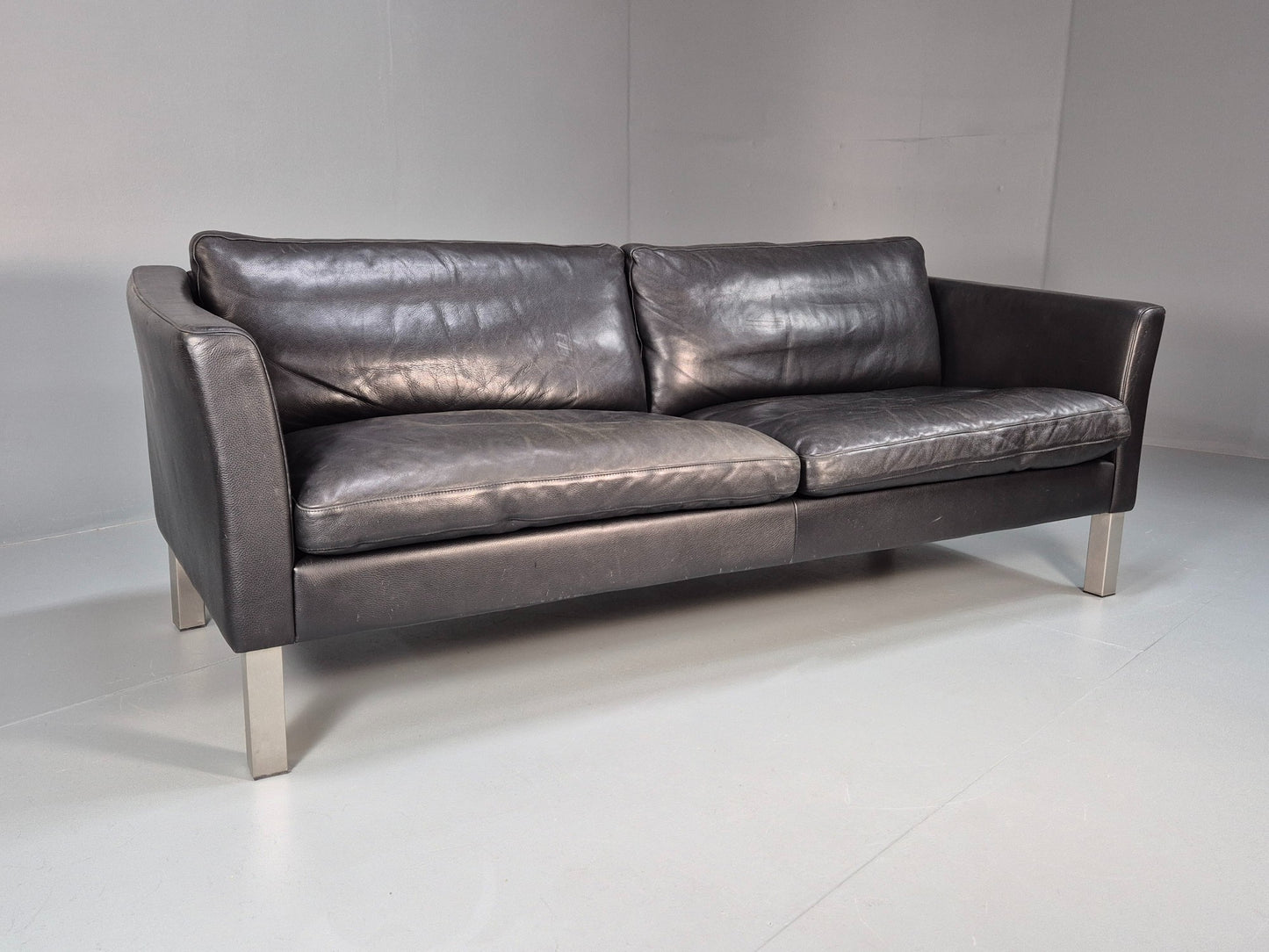 Vintage 3 Seater Stouby Sofa 1990s Black Leather Steel Legs Retro MCM  EB09079