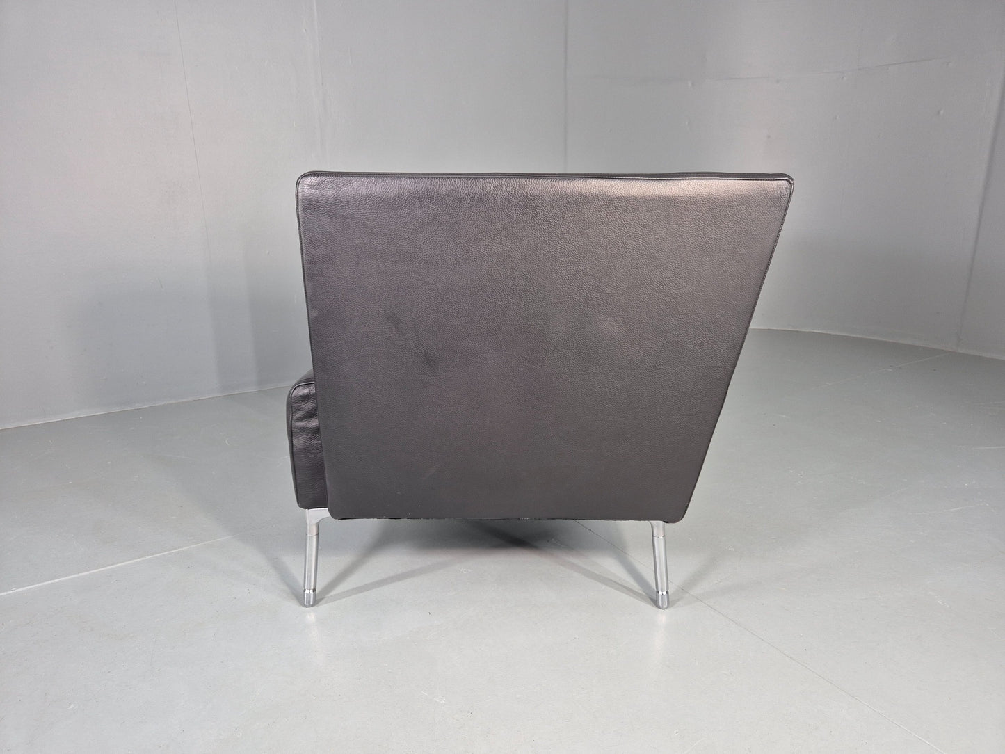 Vintage Leather Armchair Chrome Base Modern Design Orangebox Dee-01 EB12568